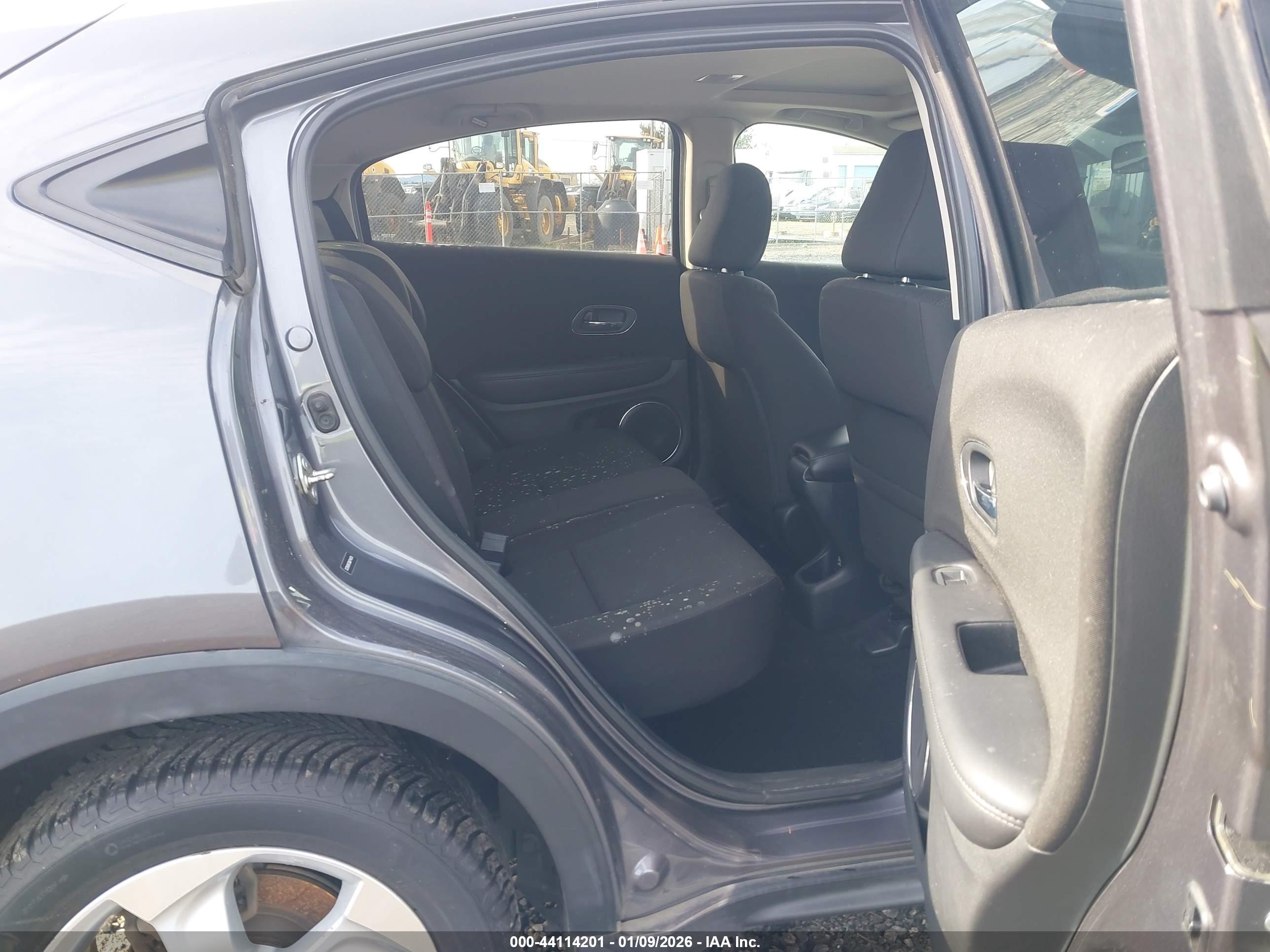 HONDA HR-V image 8