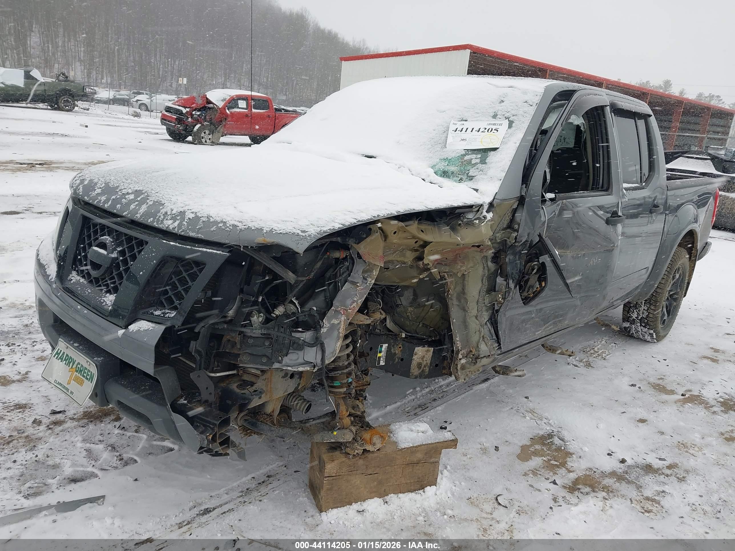 NISSAN FRONTIER image 2