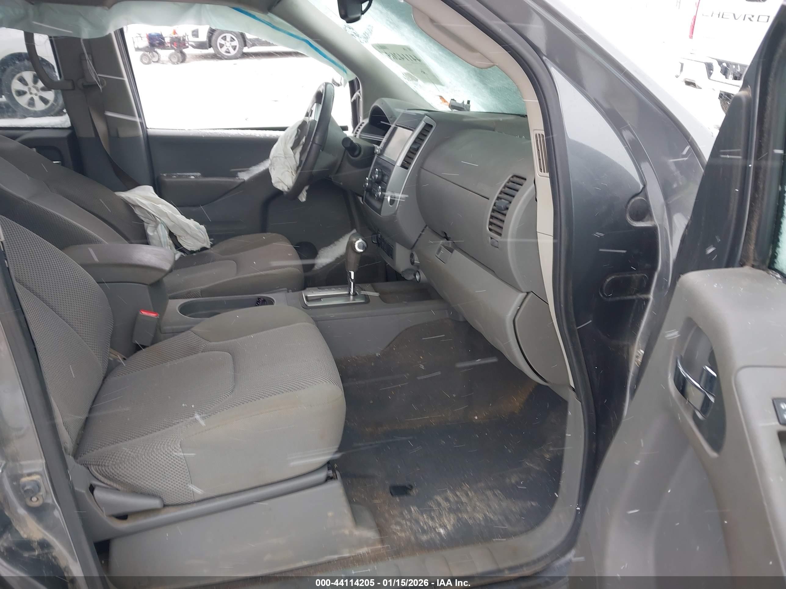 NISSAN FRONTIER image 5