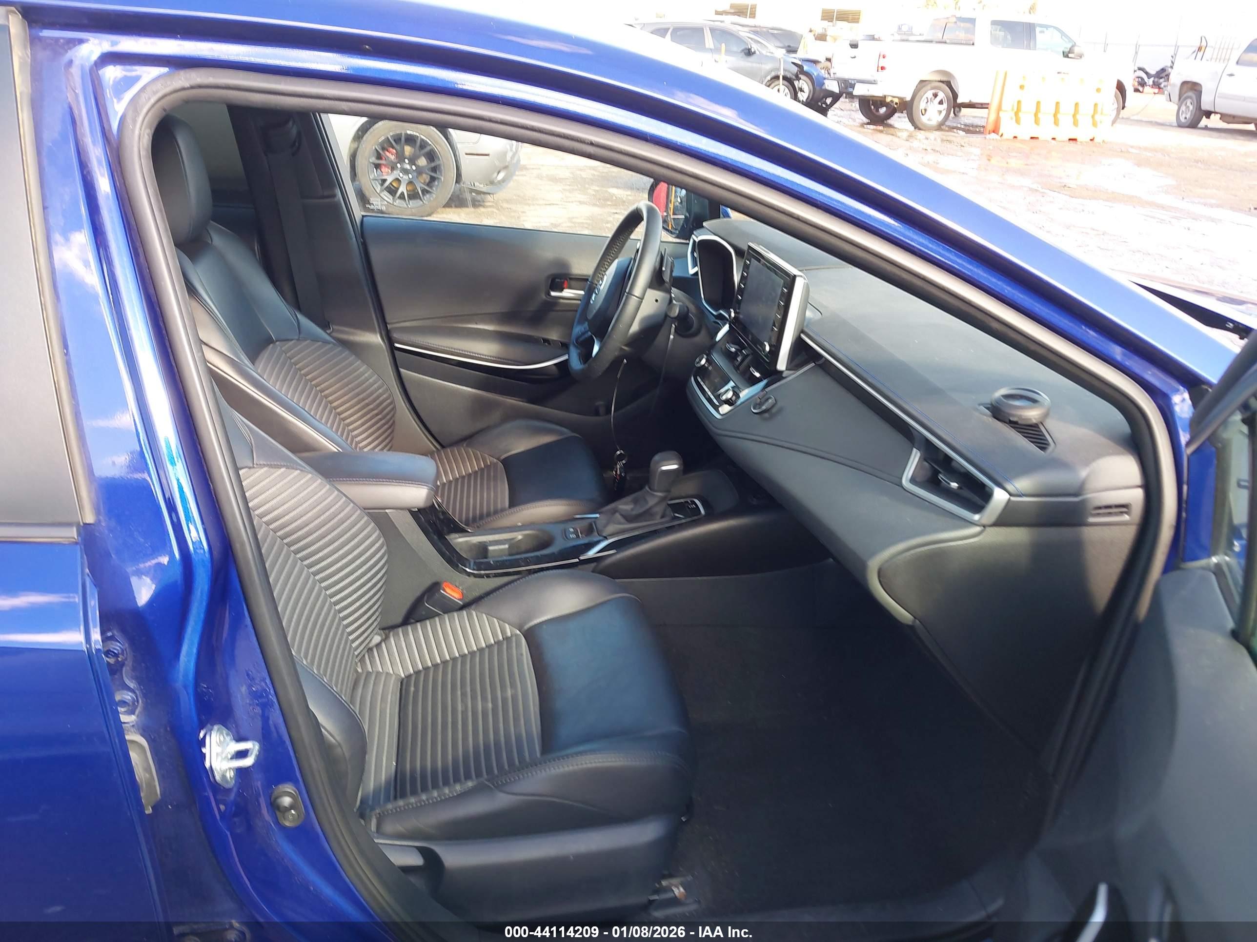 TOYOTA COROLLA image 5