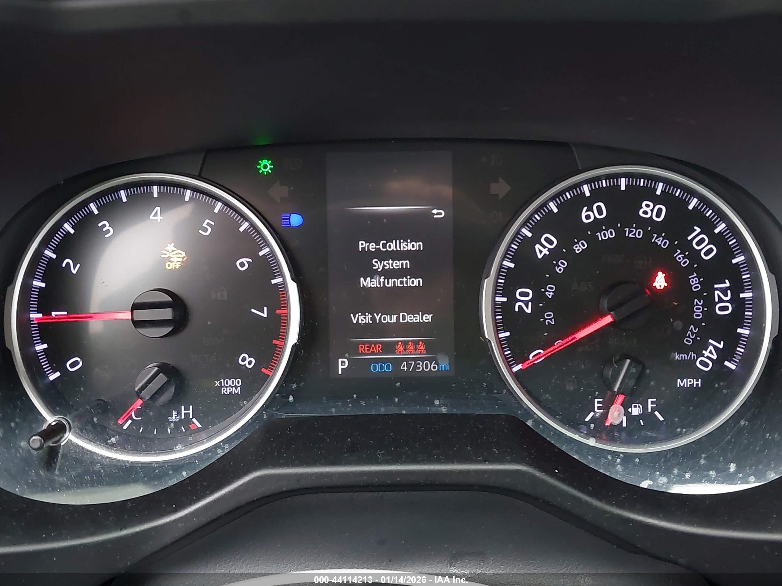 TOYOTA RAV4 image 7