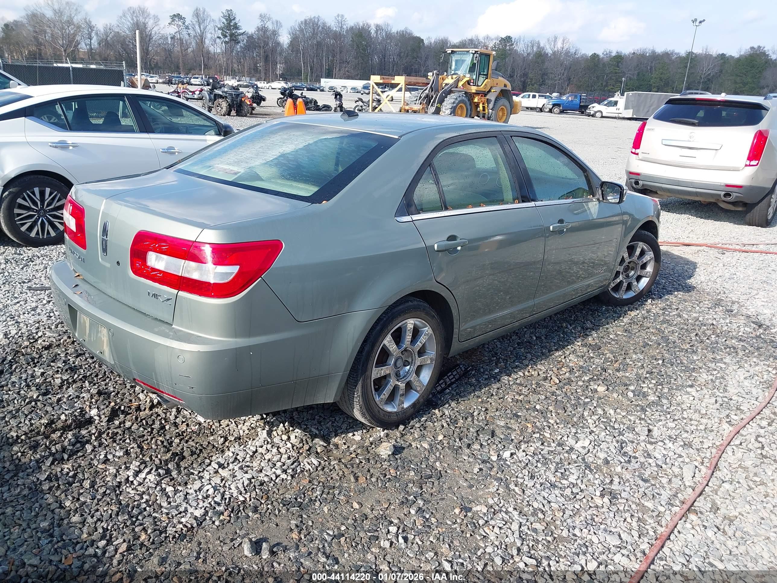 LINCOLN MKZ image 4