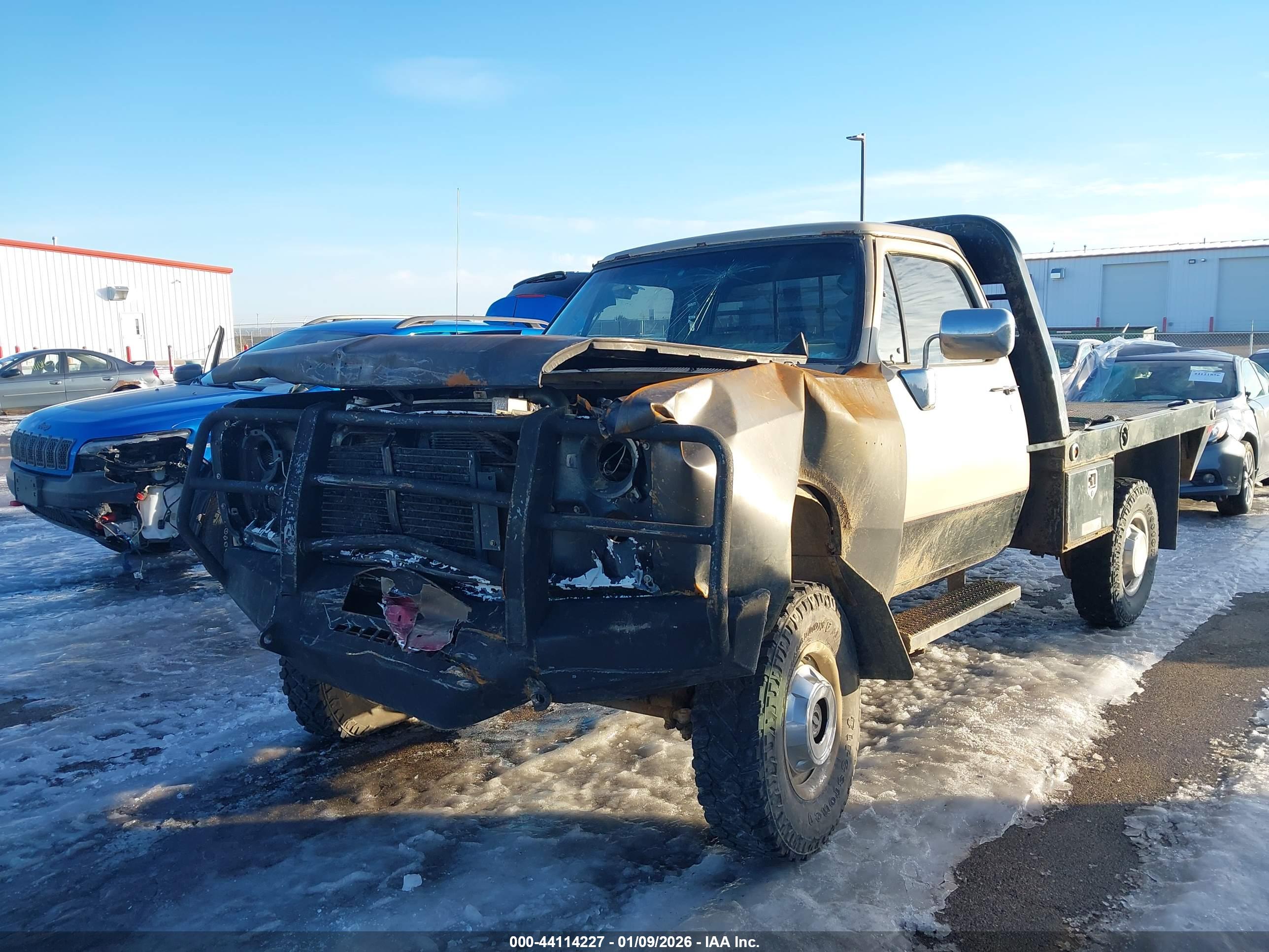 DODGE W-SERIES image 6