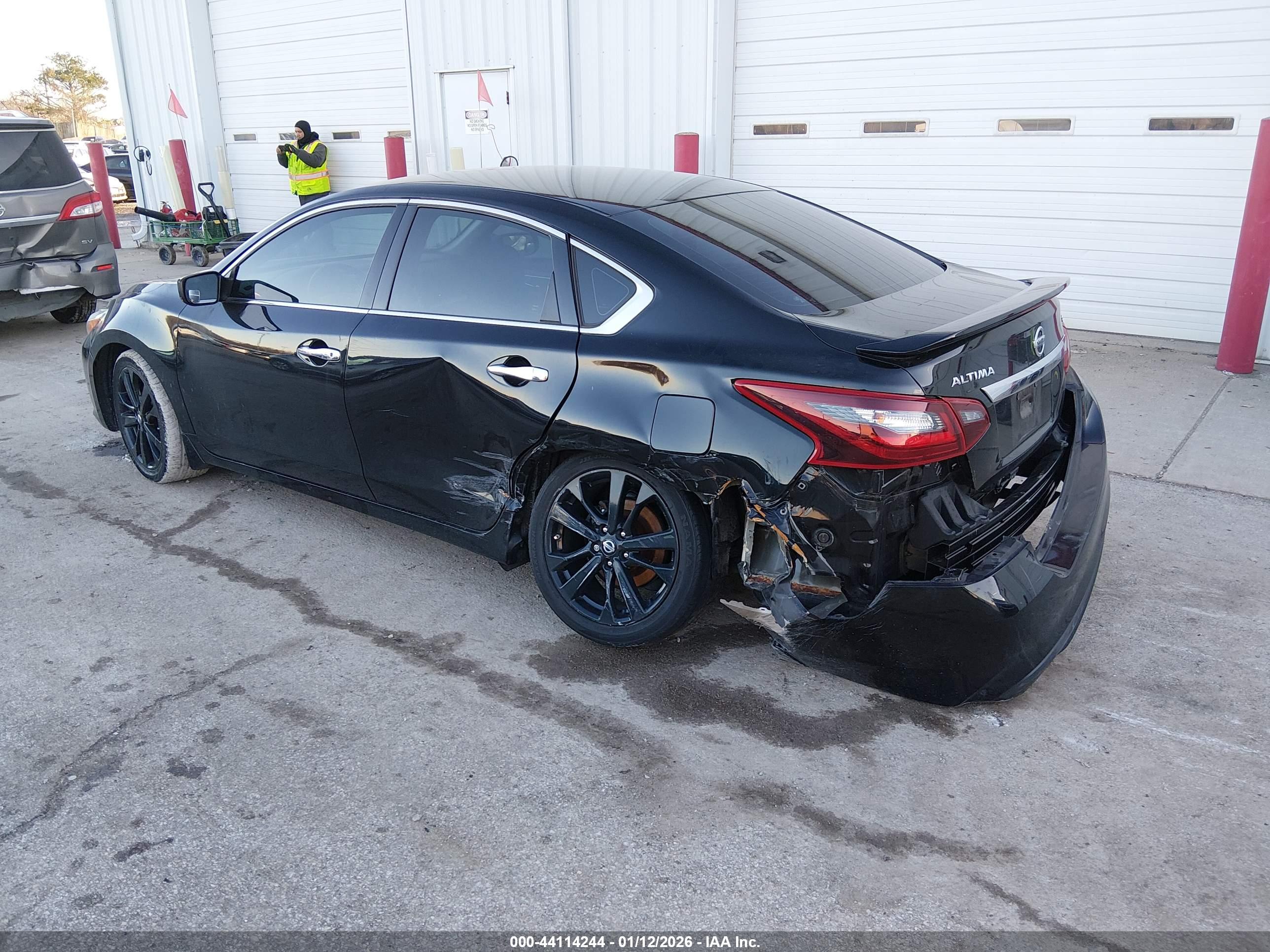 NISSAN ALTIMA image 3