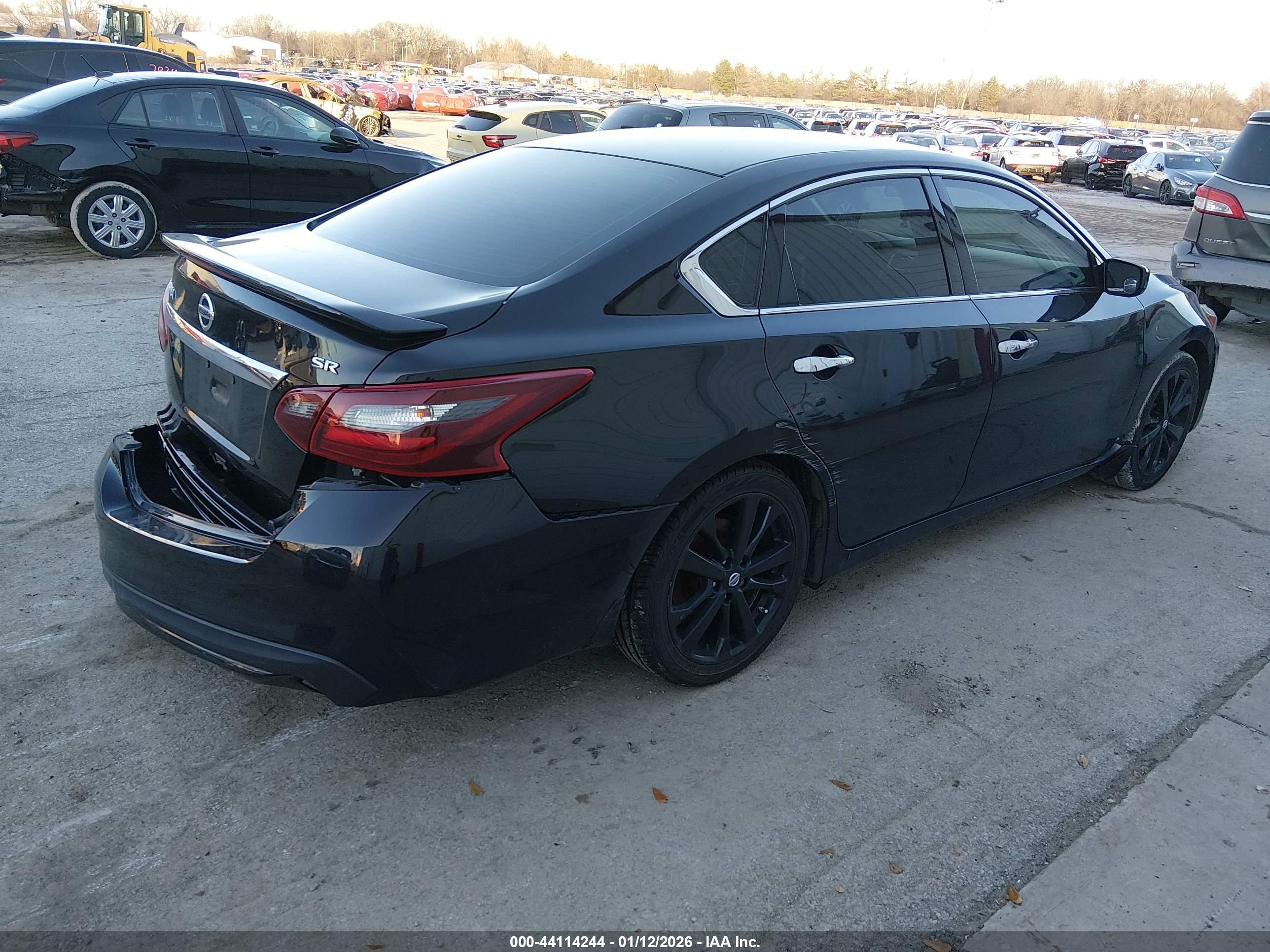 NISSAN ALTIMA image 4