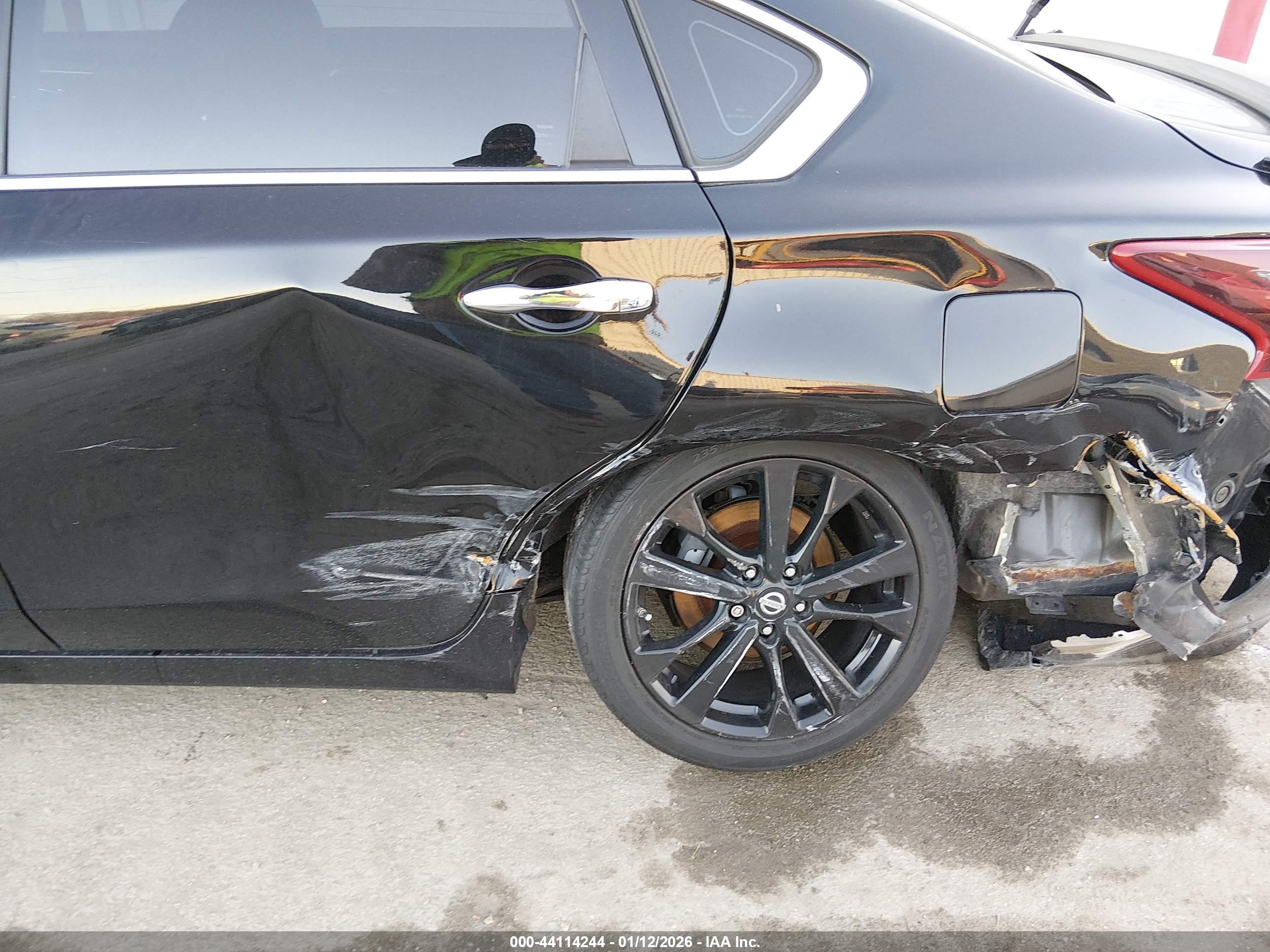 NISSAN ALTIMA image 6