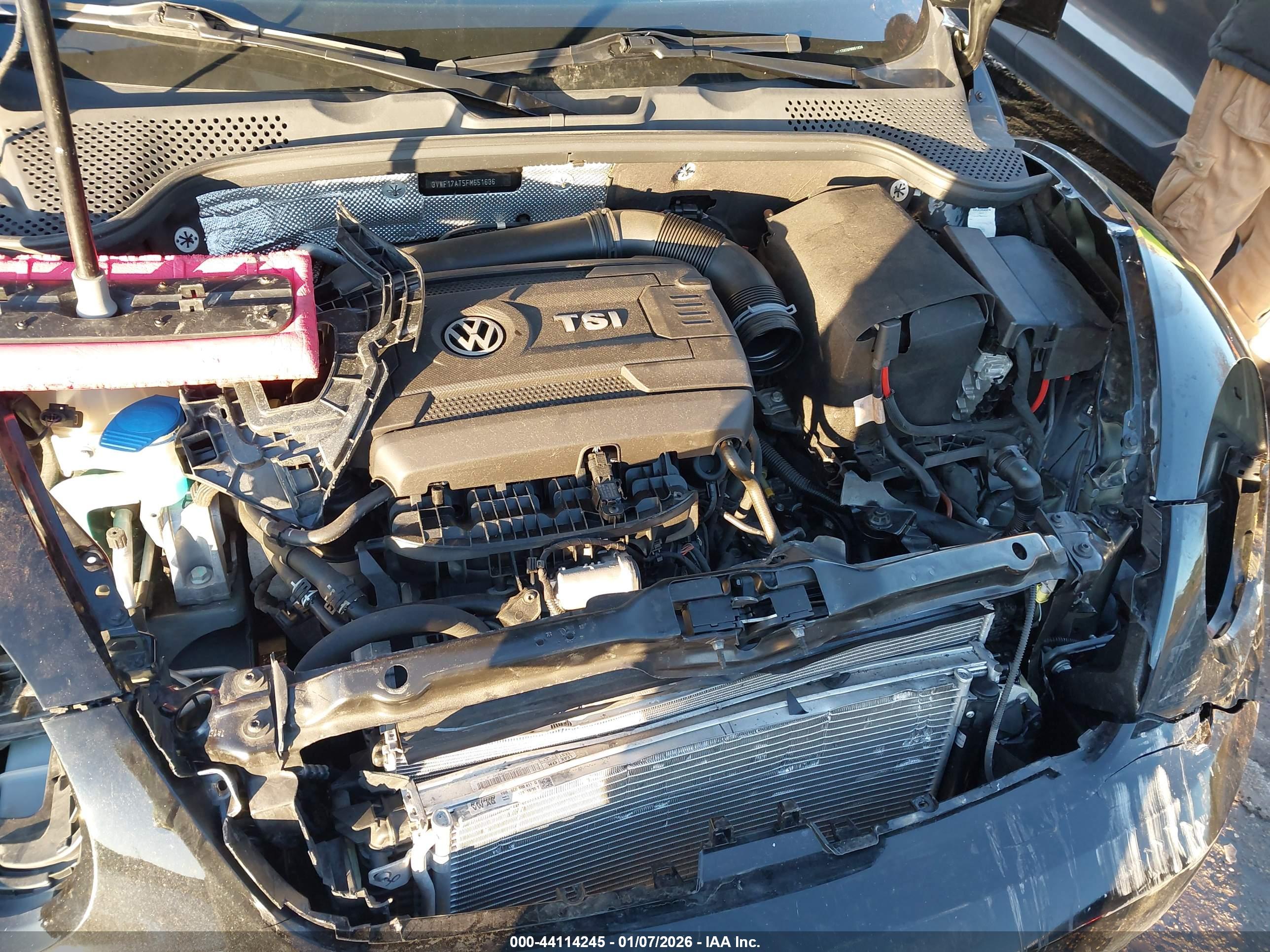 VOLKSWAGEN BEETLE image 10