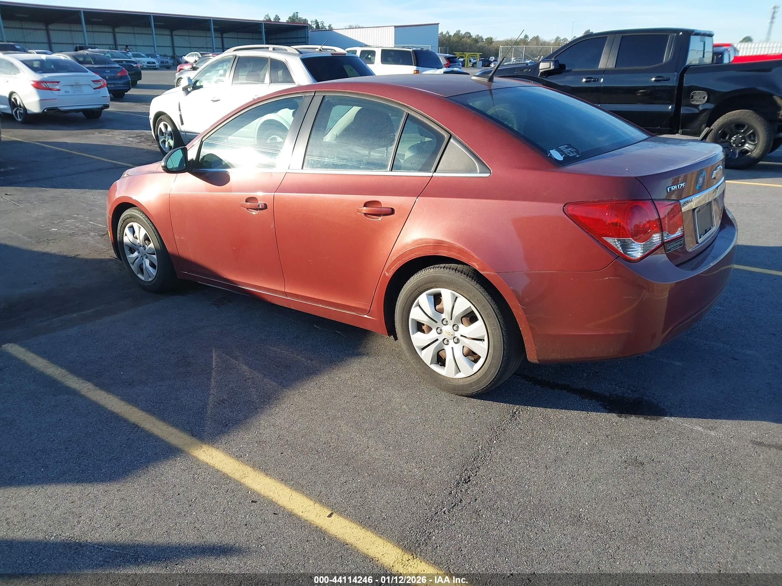 CHEVROLET CRUZE image 3