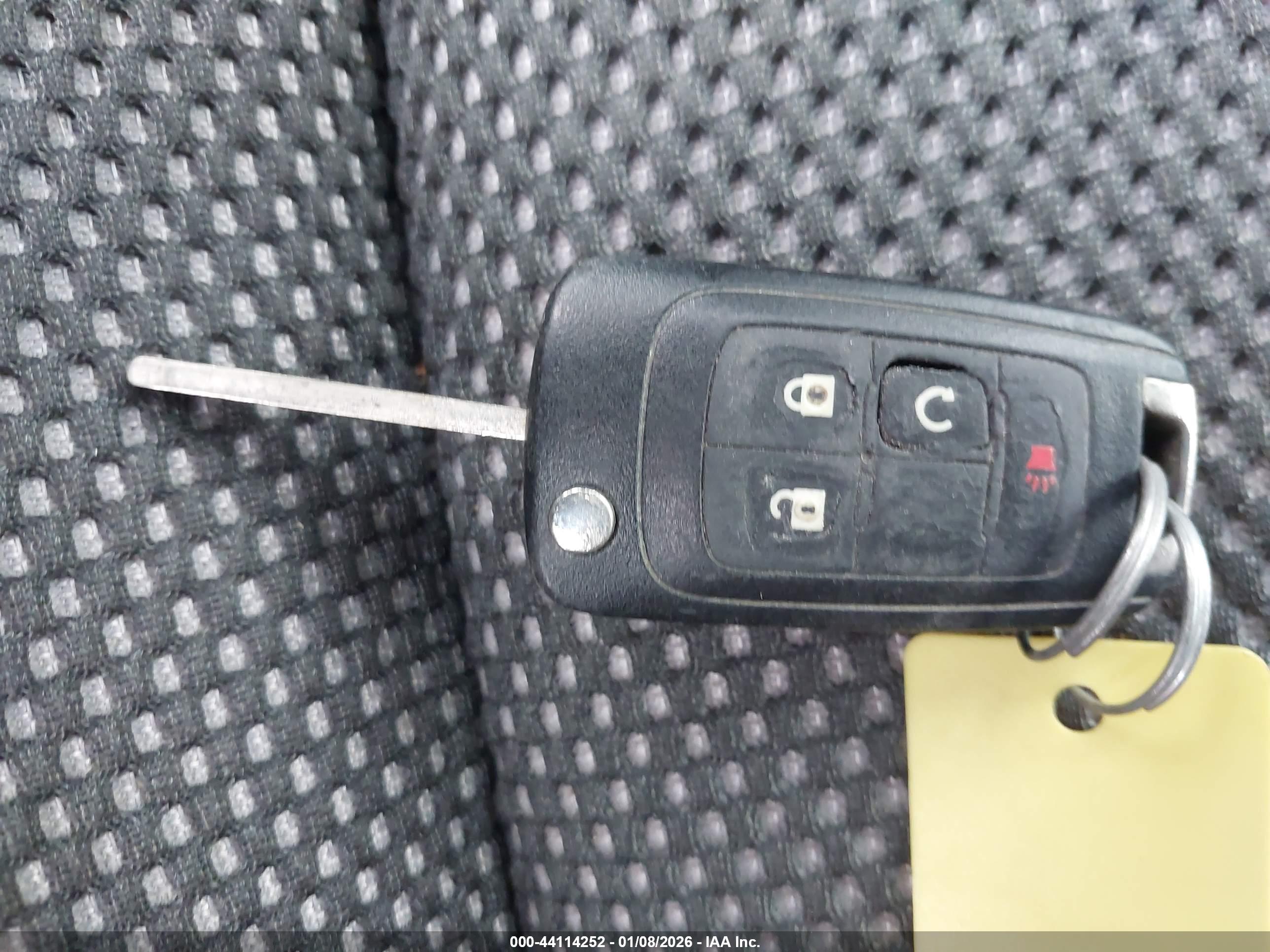 CHEVROLET EQUINOX image 11