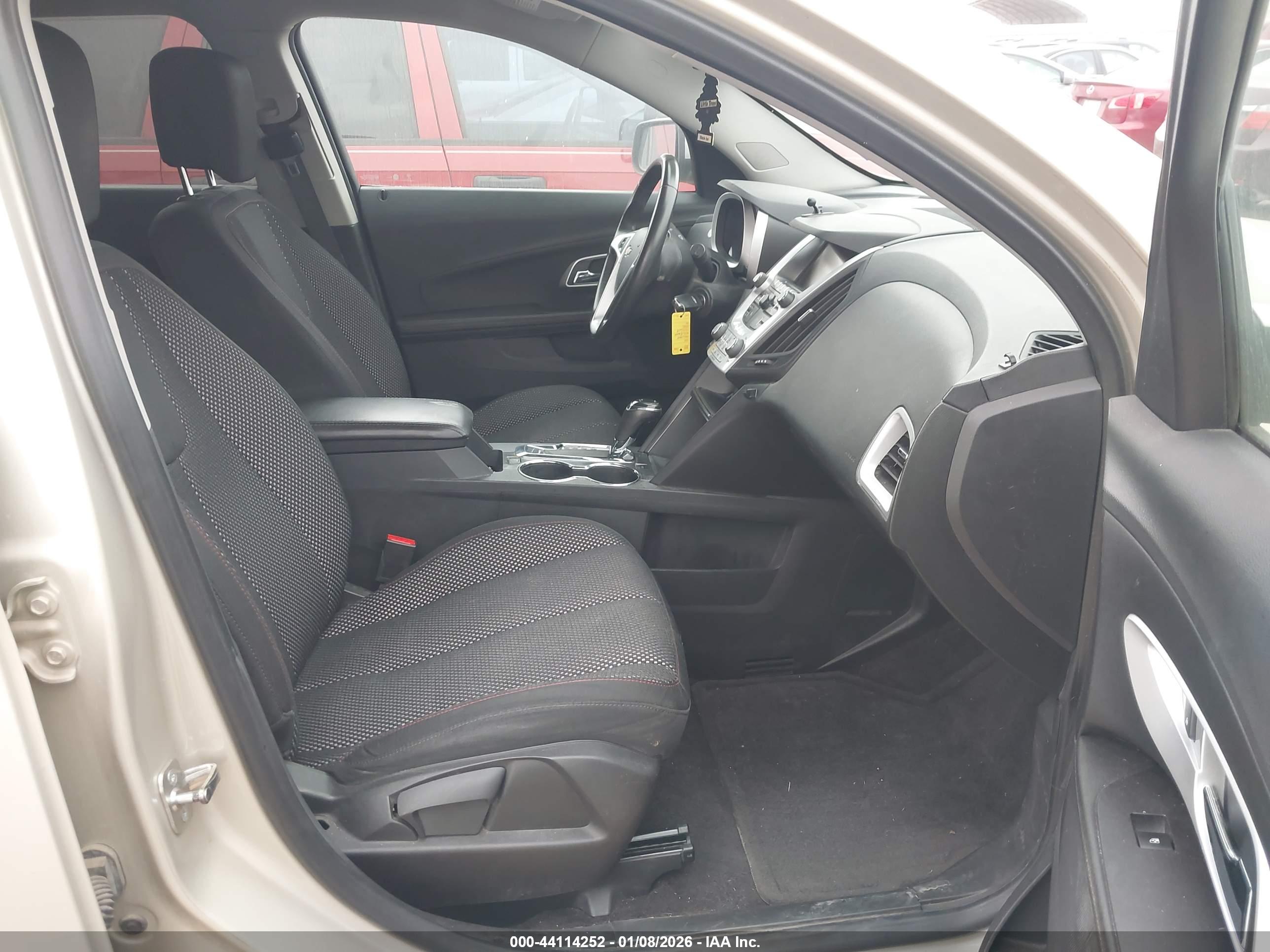 CHEVROLET EQUINOX image 5