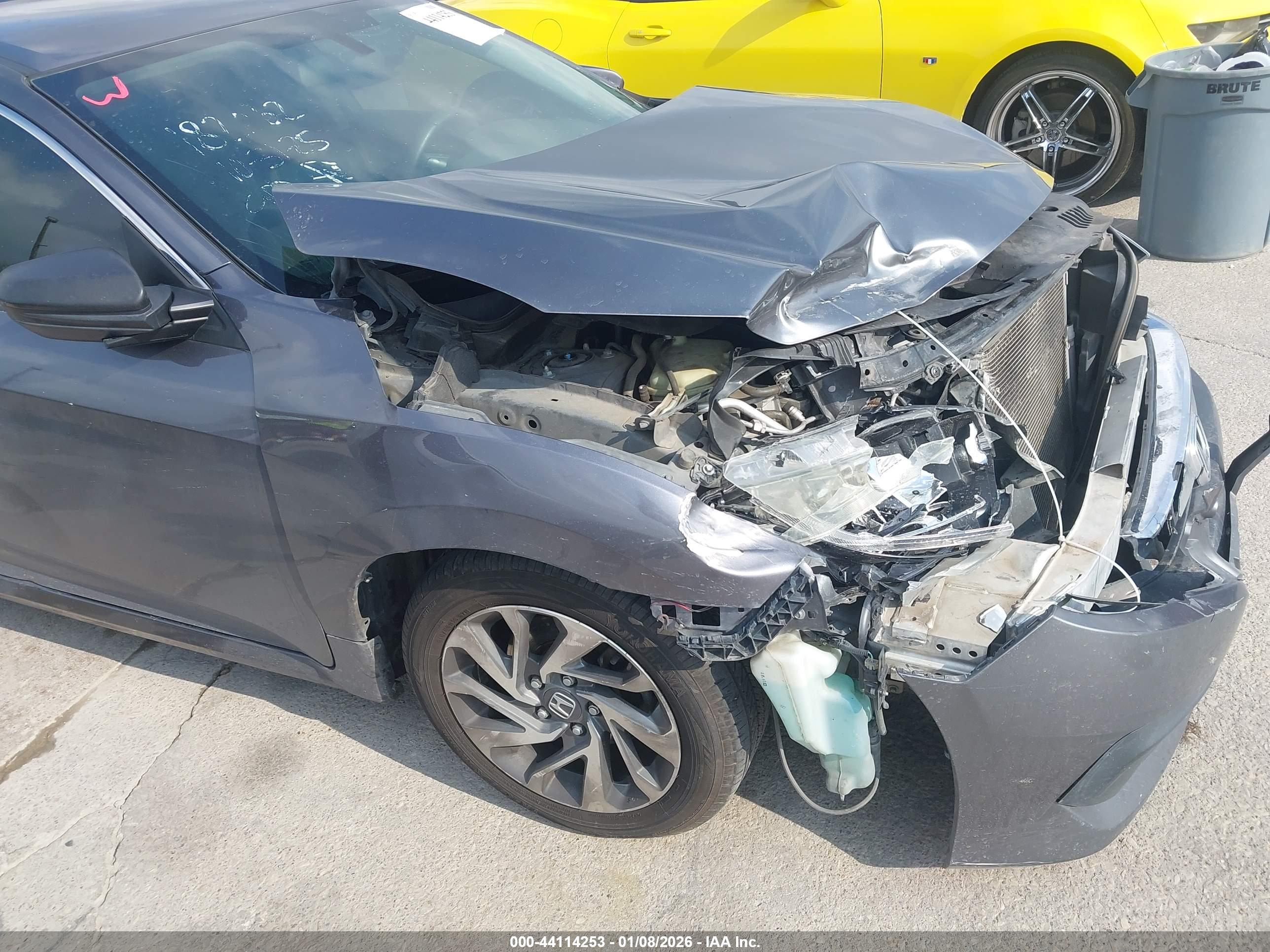 HONDA CIVIC image 6