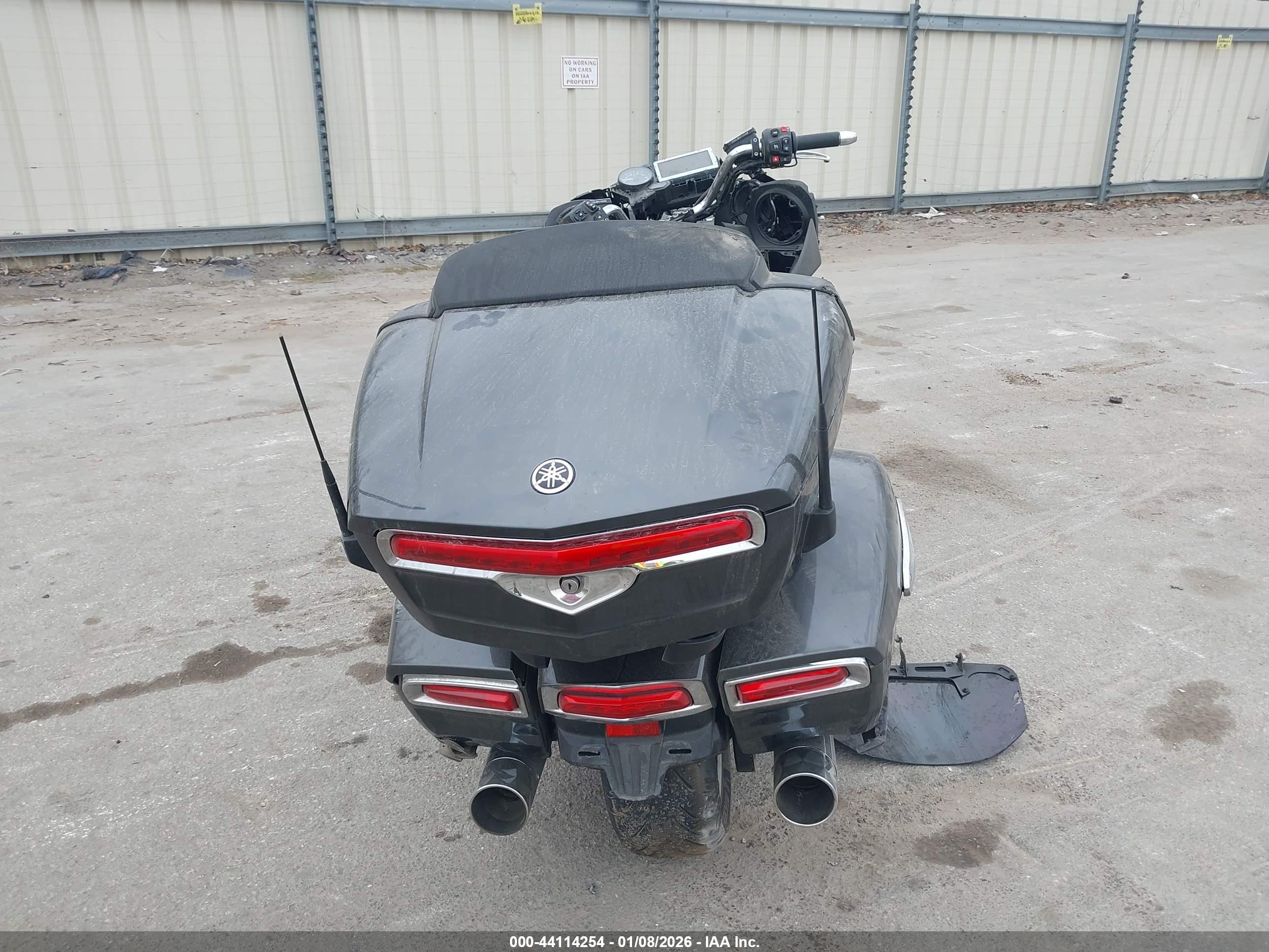 YAMAHA XV1900 image 6