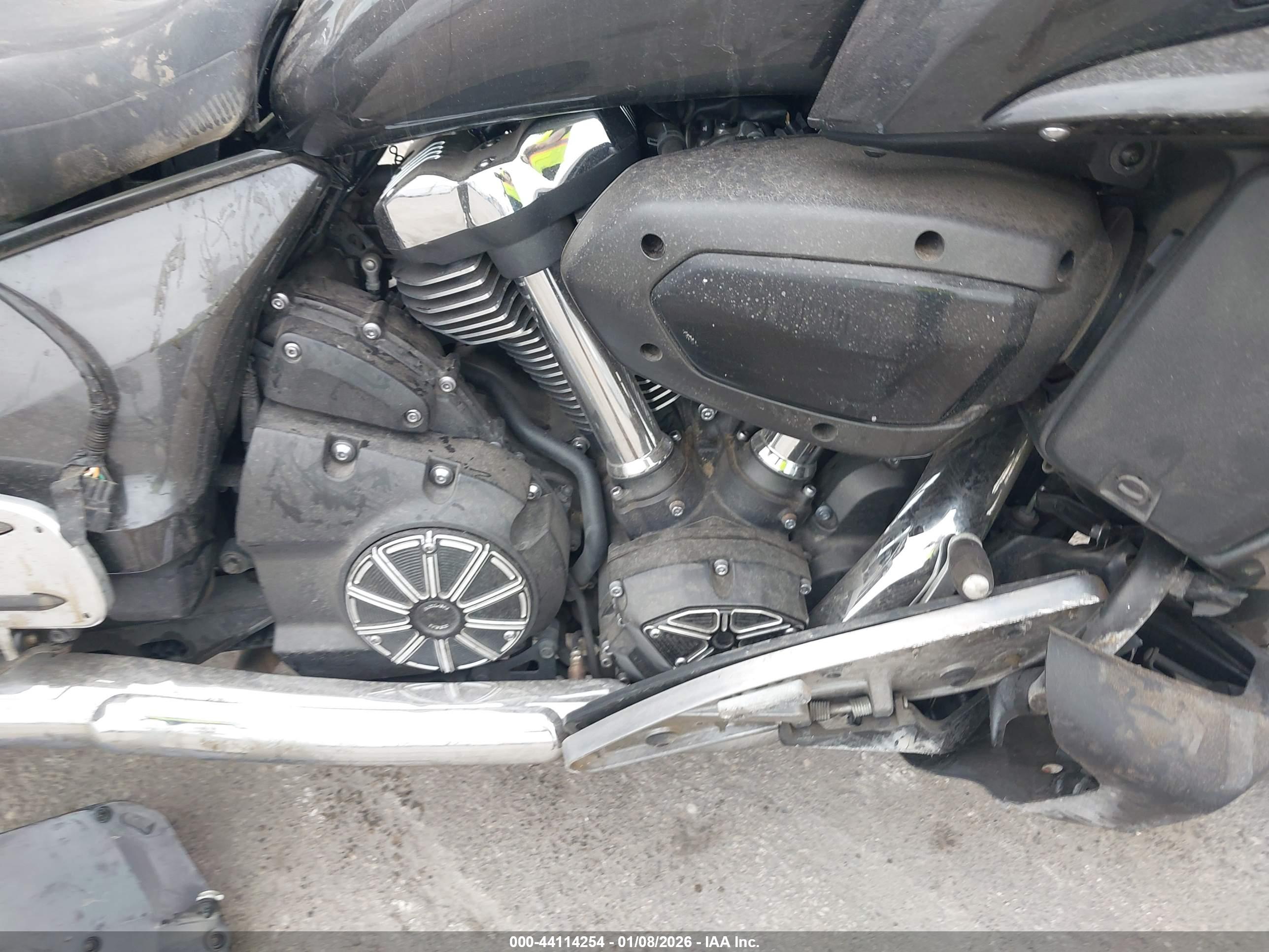 YAMAHA XV1900 image 8