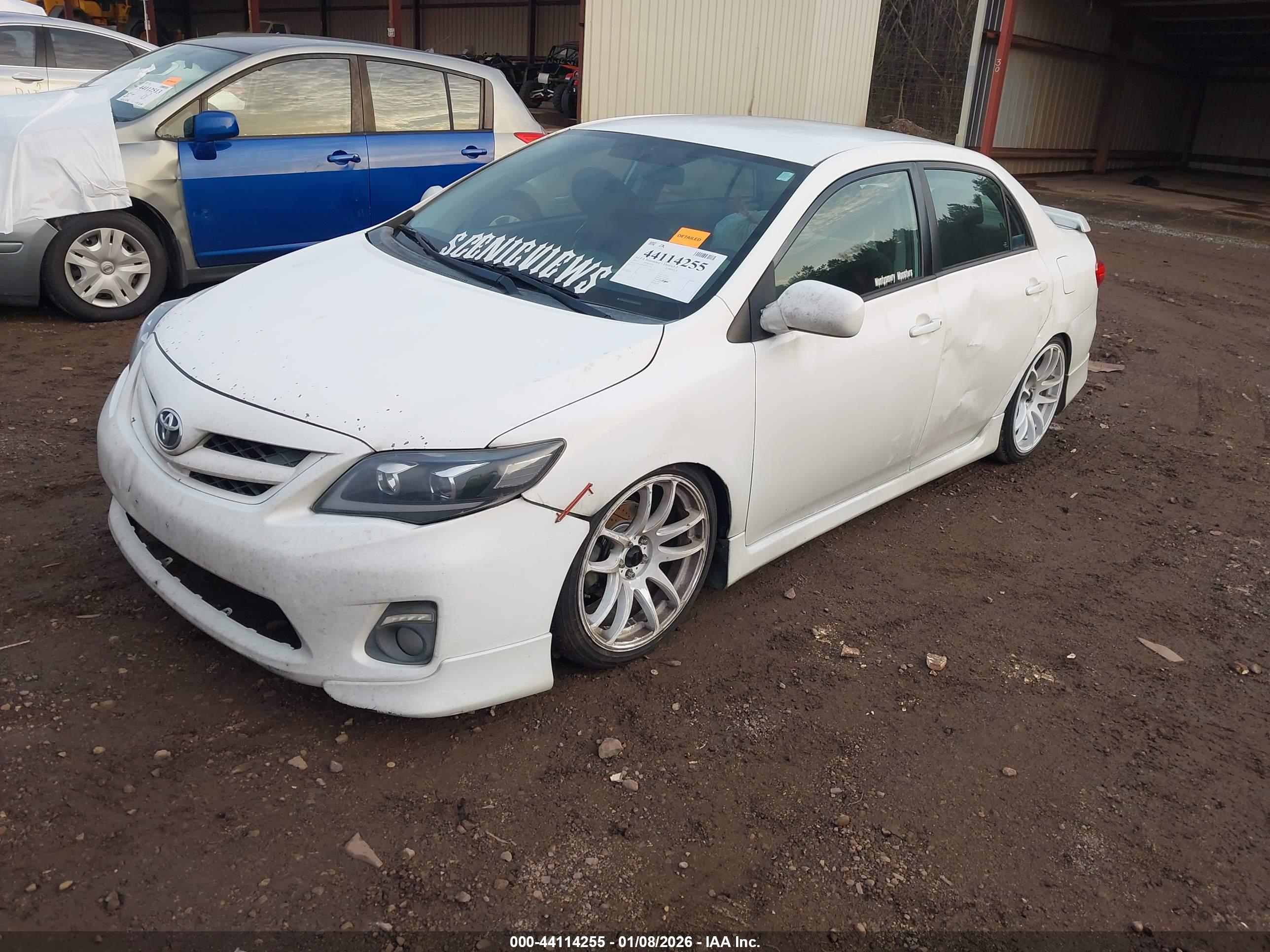 TOYOTA COROLLA image 2