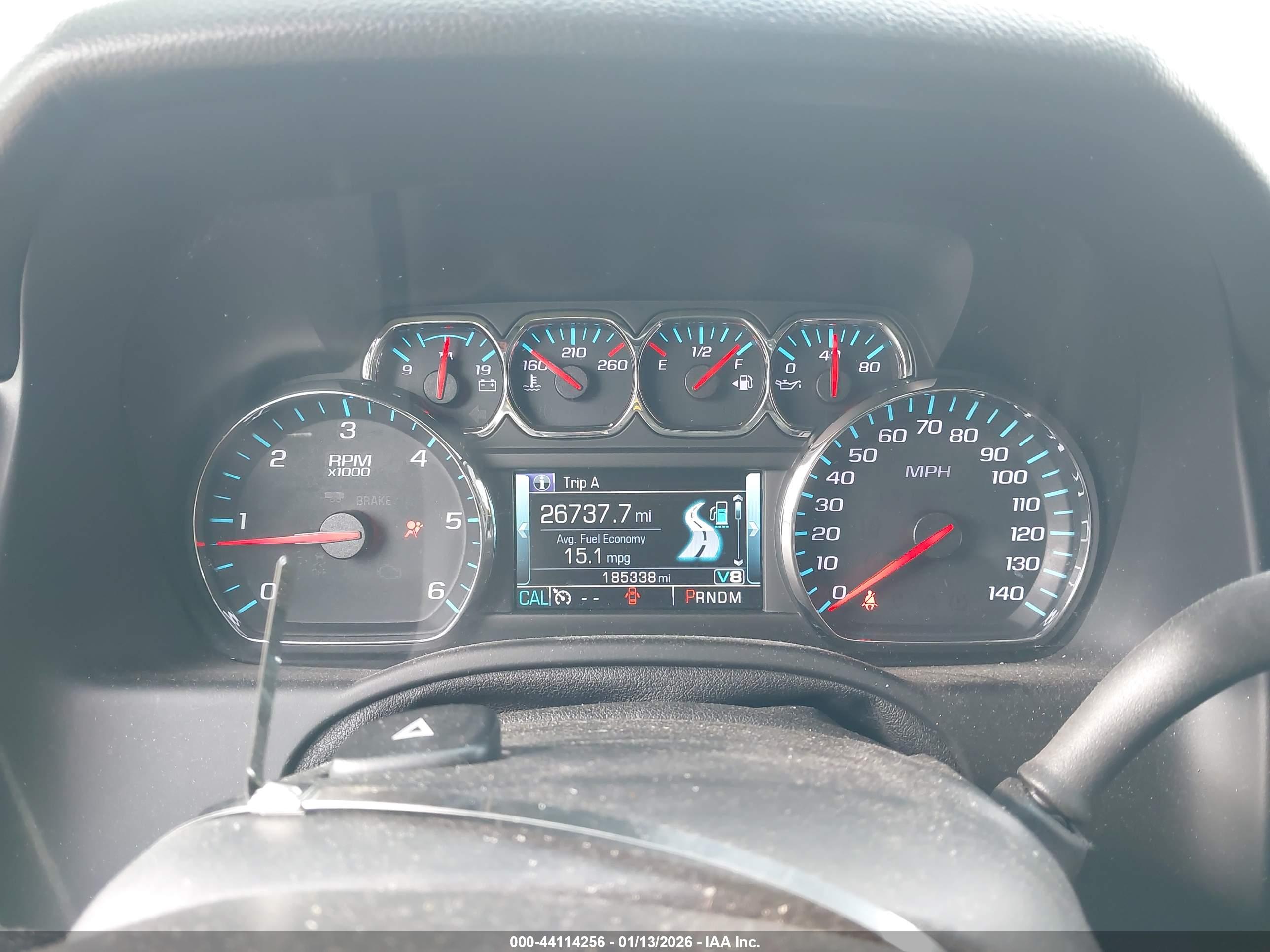 CHEVROLET SUBURBAN image 7