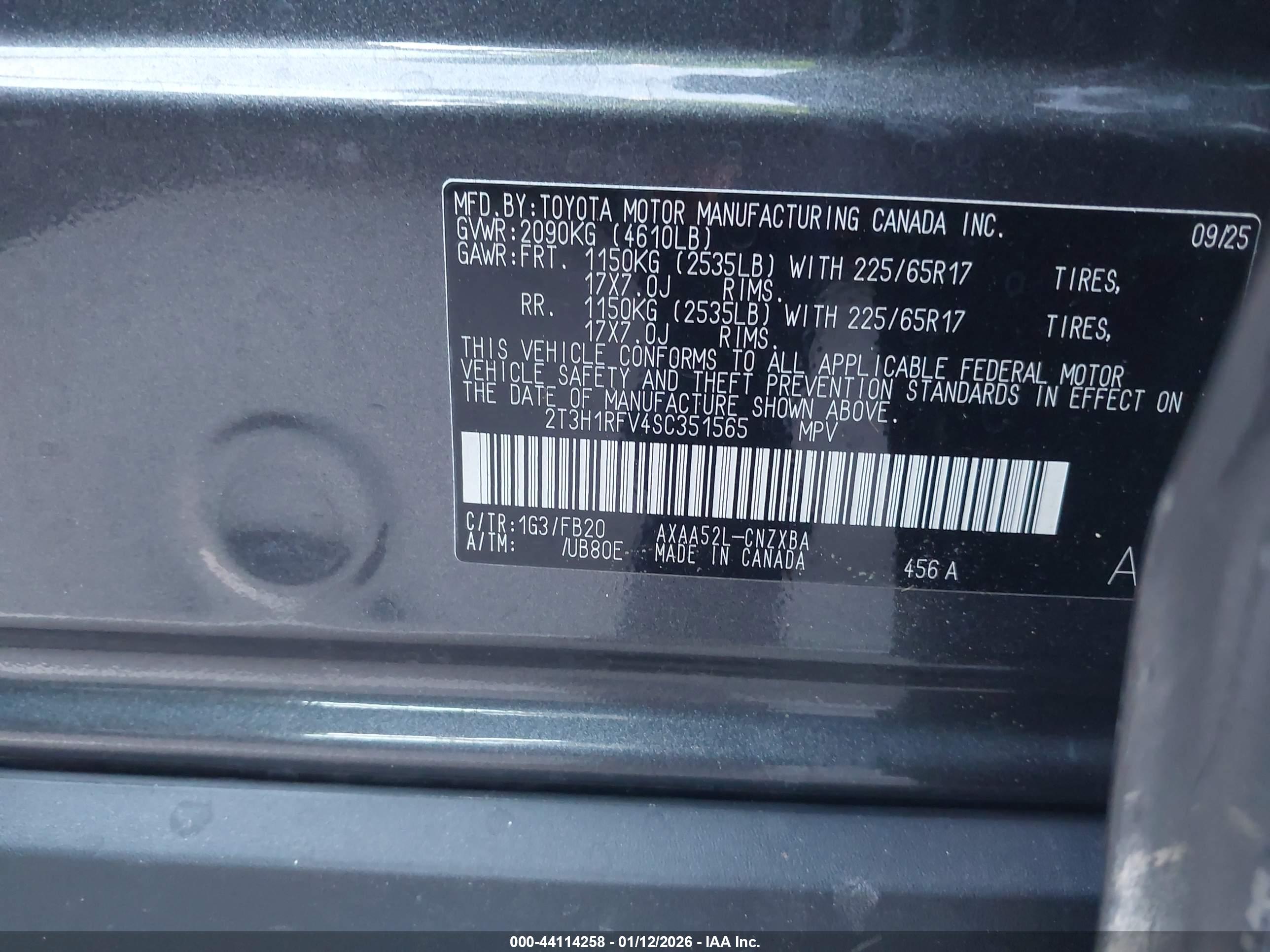 TOYOTA RAV4 image 9