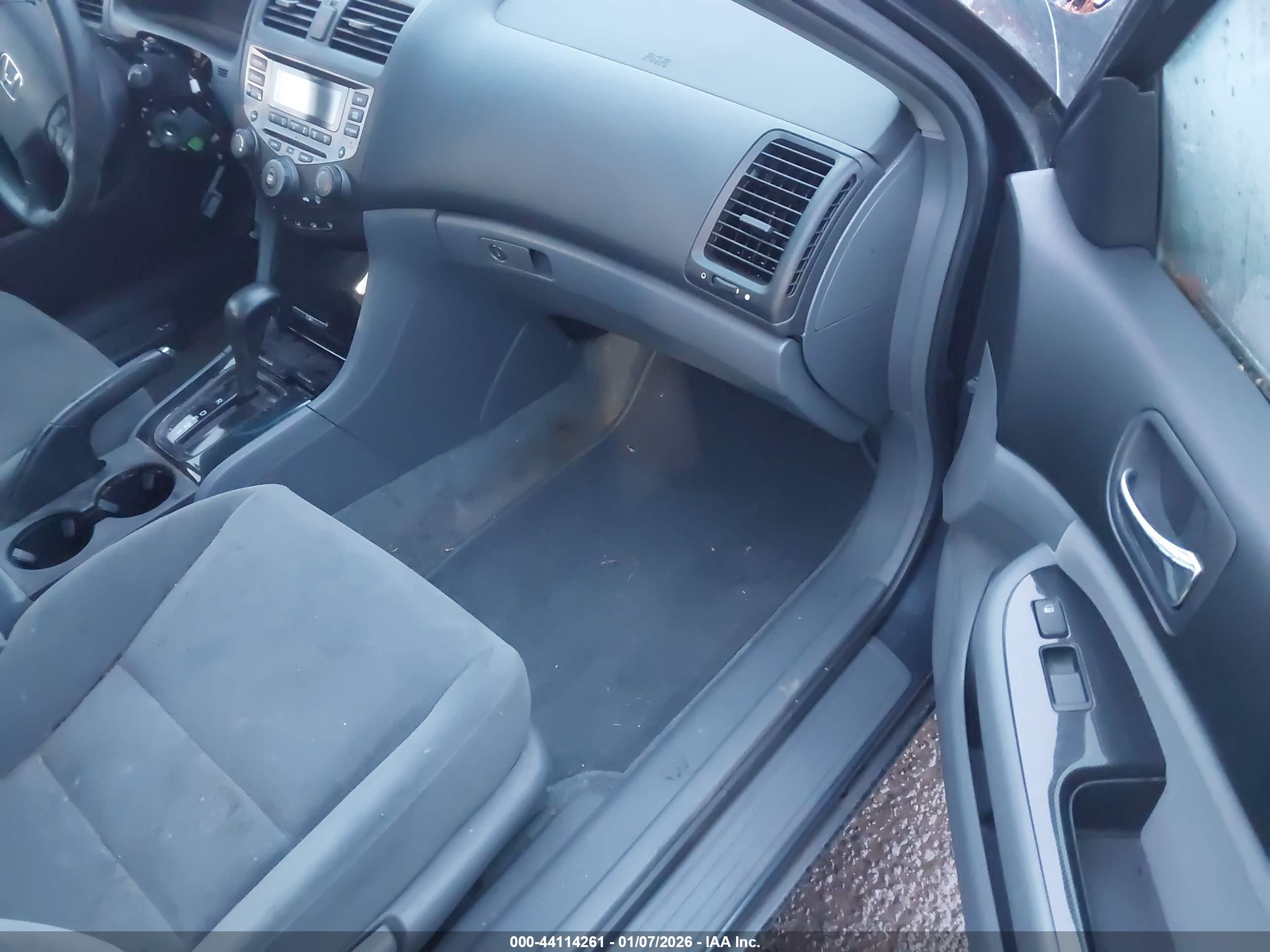 HONDA ACCORD image 5