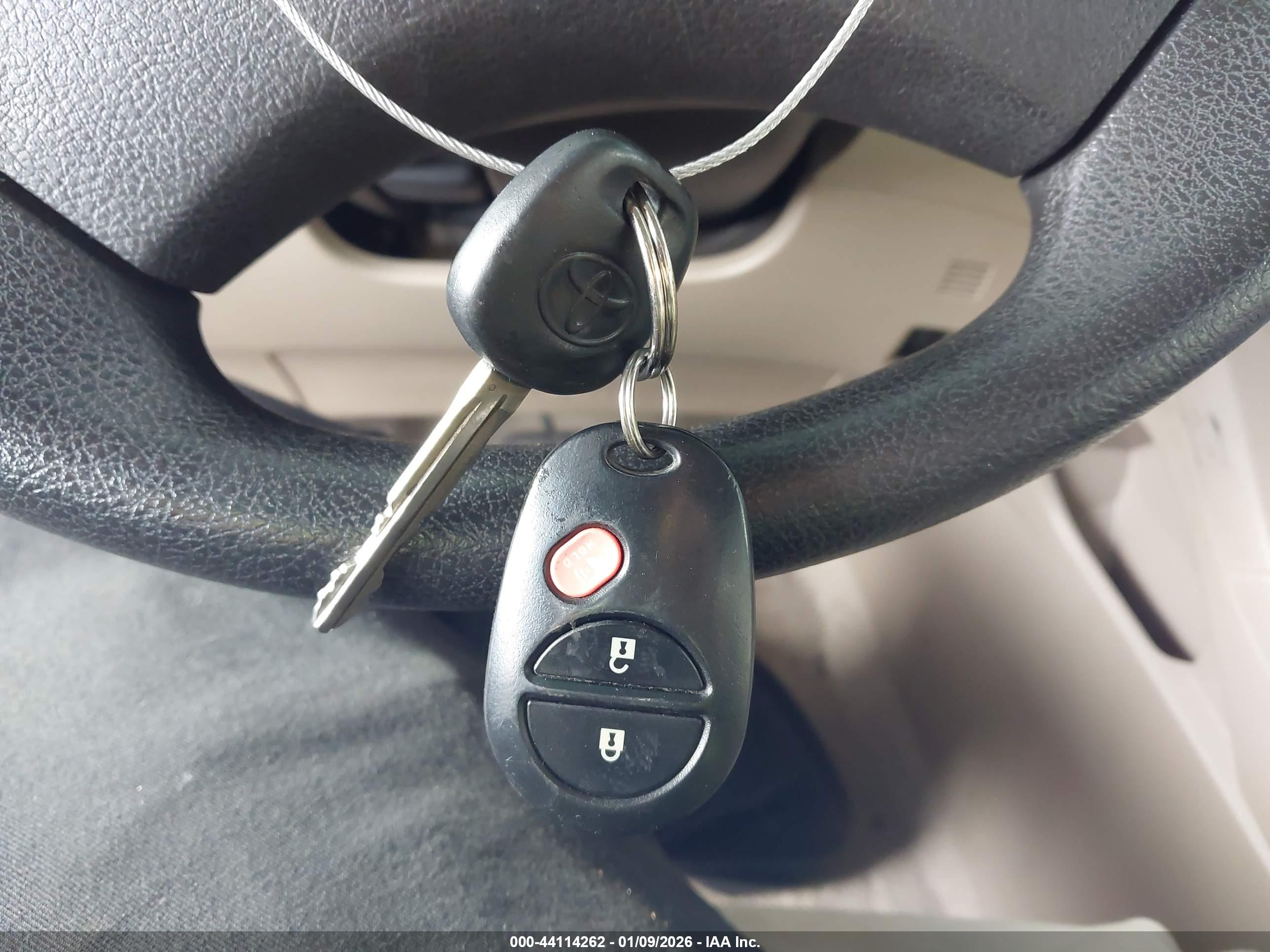 TOYOTA HIGHLANDER image 11