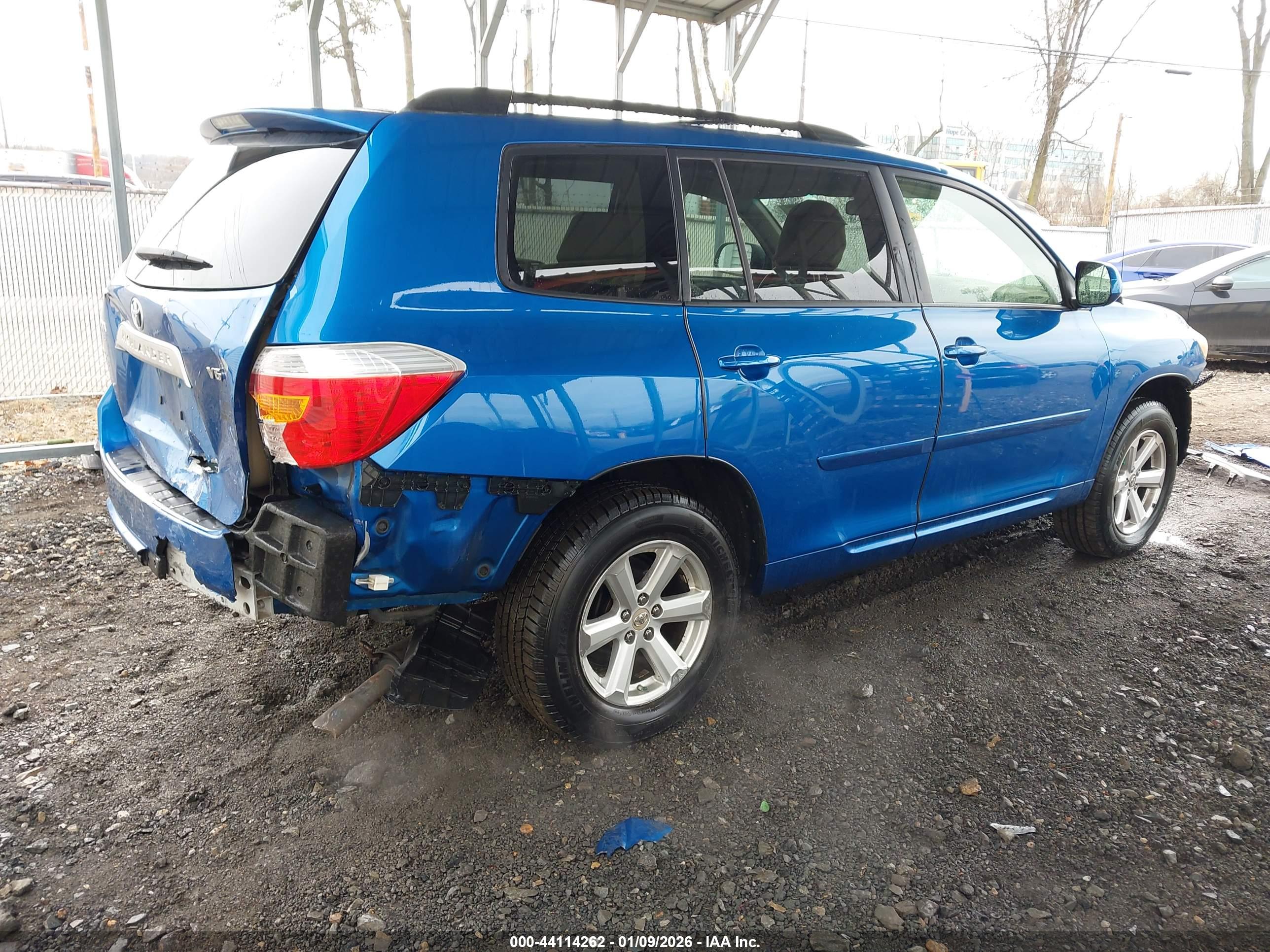 TOYOTA HIGHLANDER image 4