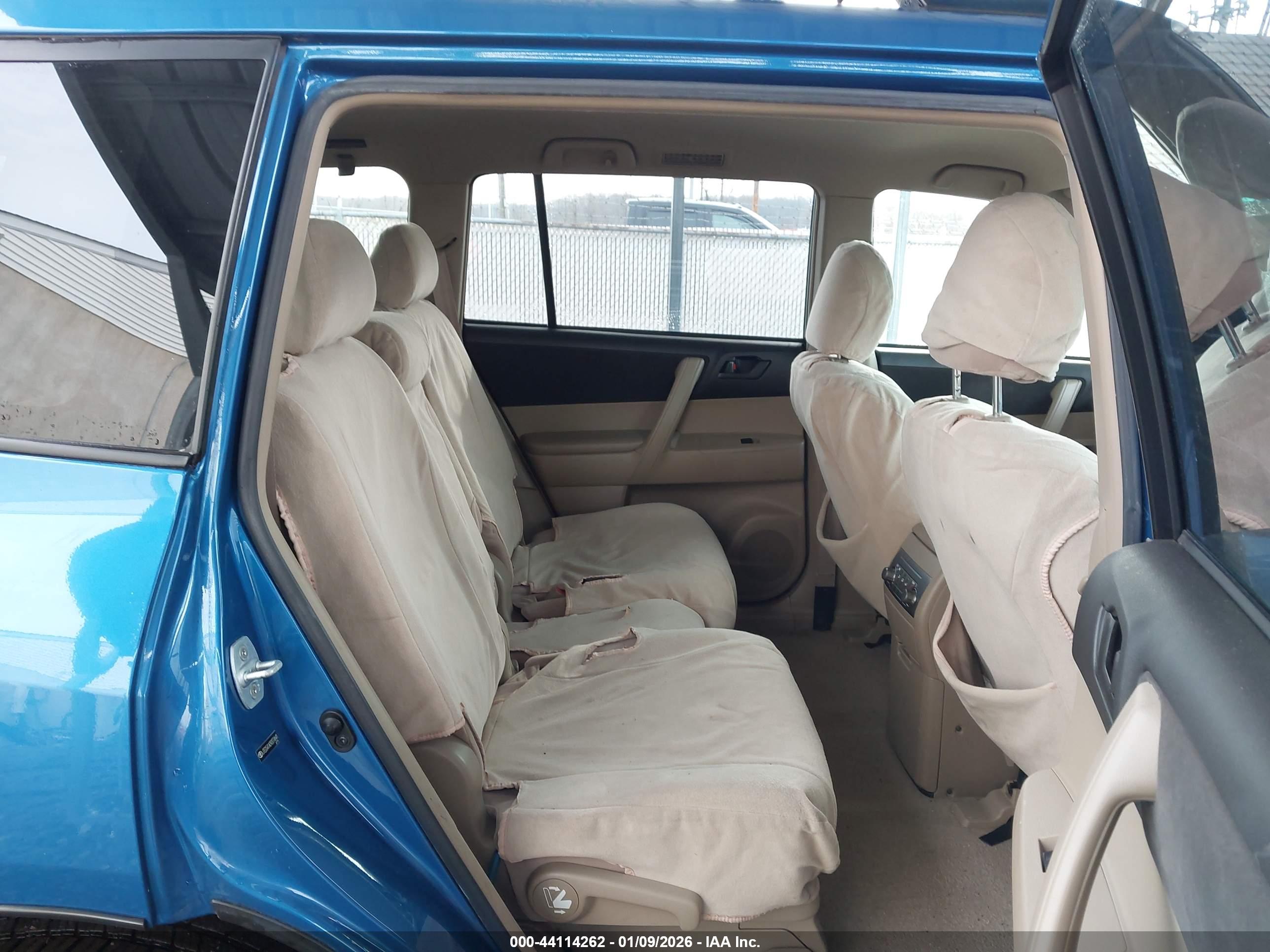 TOYOTA HIGHLANDER image 8