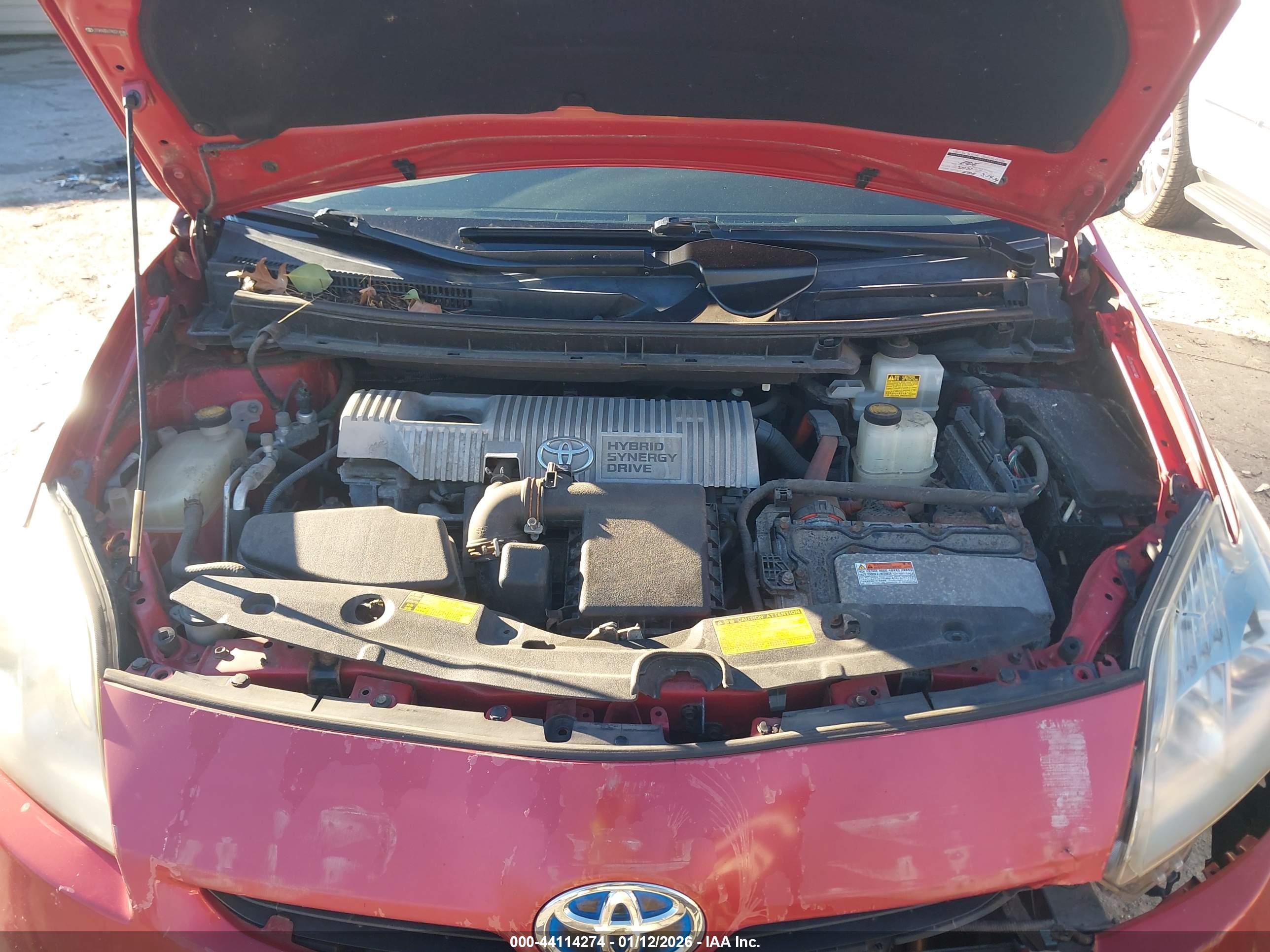 TOYOTA PRIUS image 10