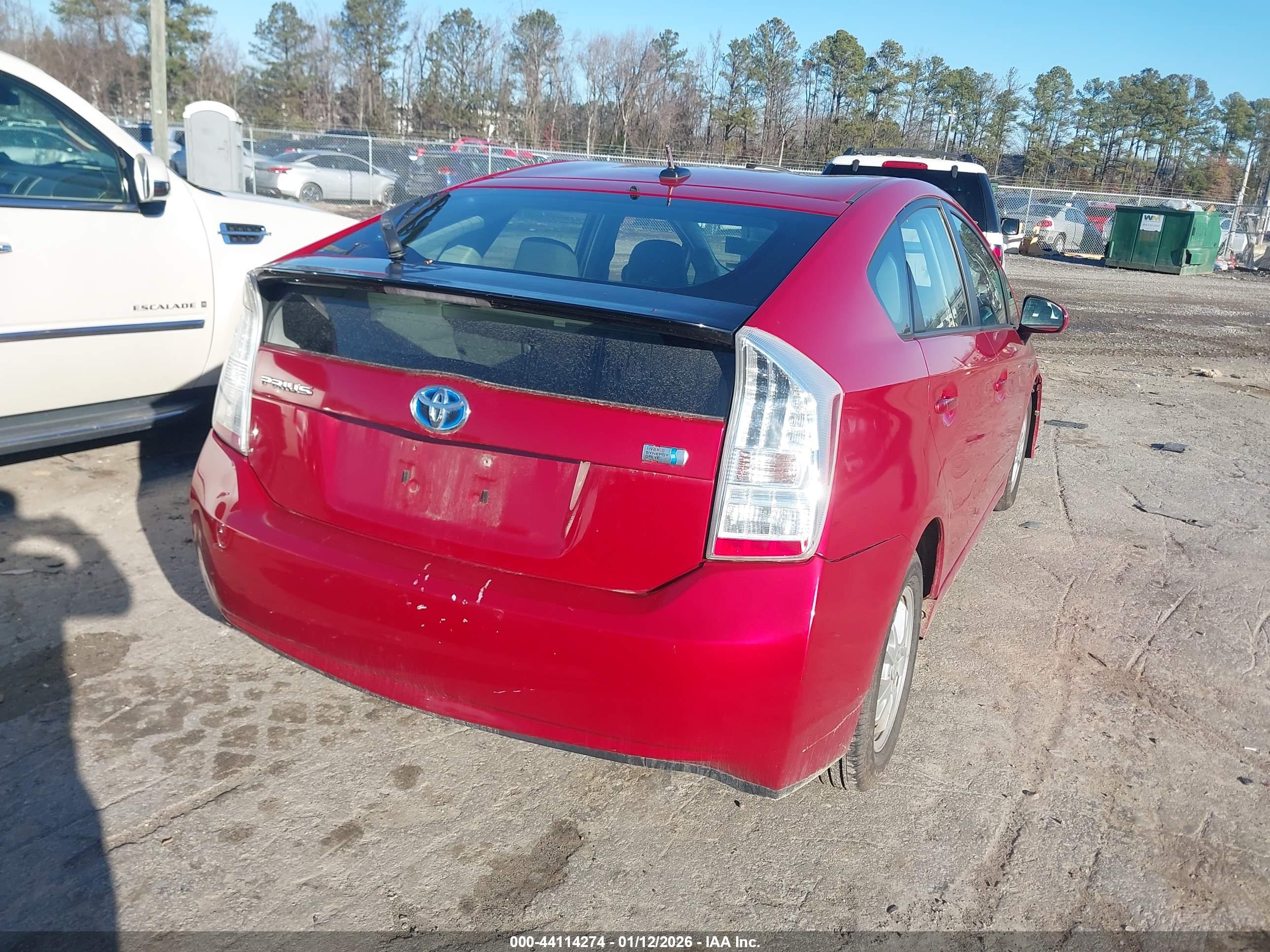 TOYOTA PRIUS image 4