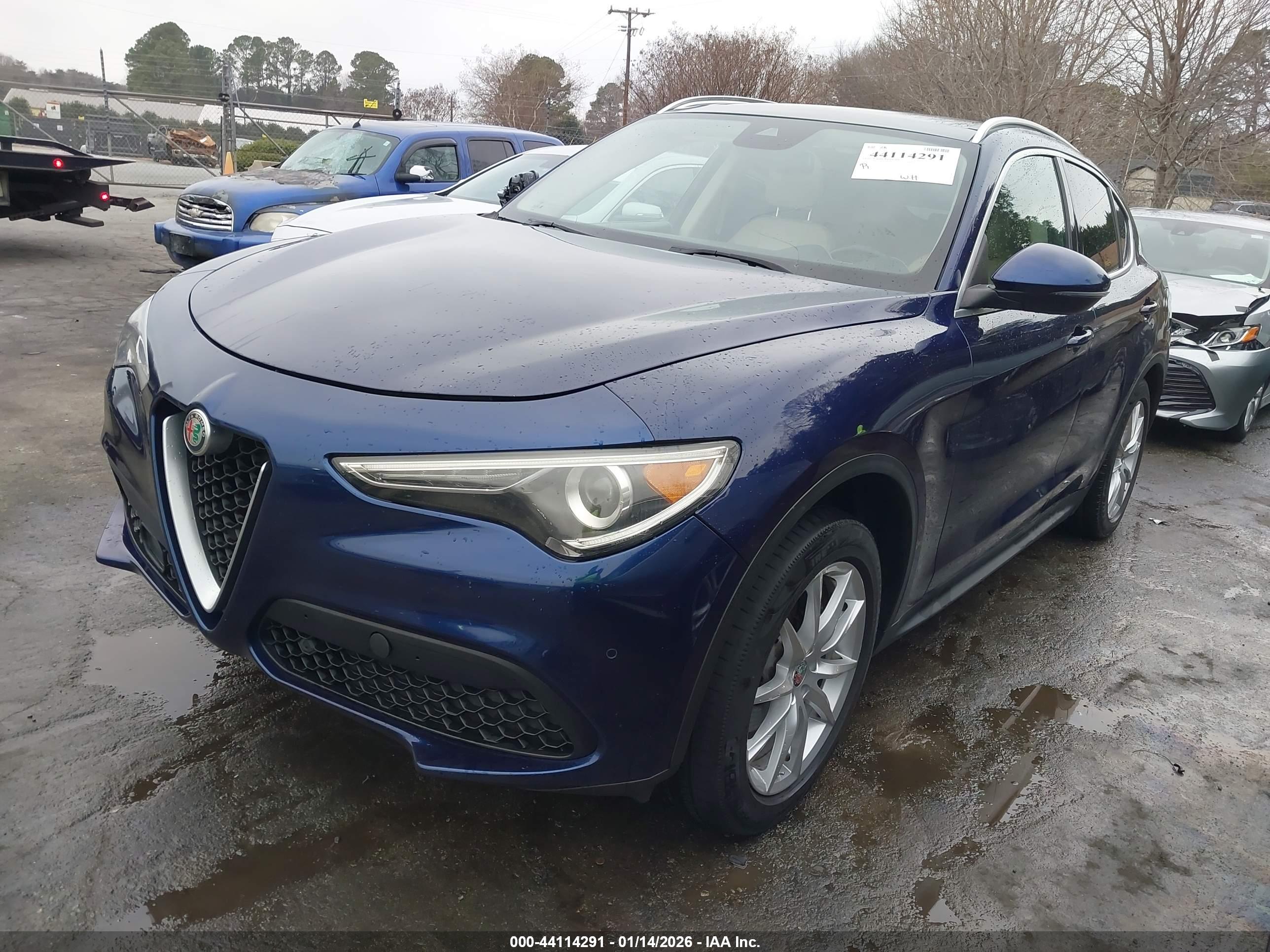 ALFA ROMEO image 2