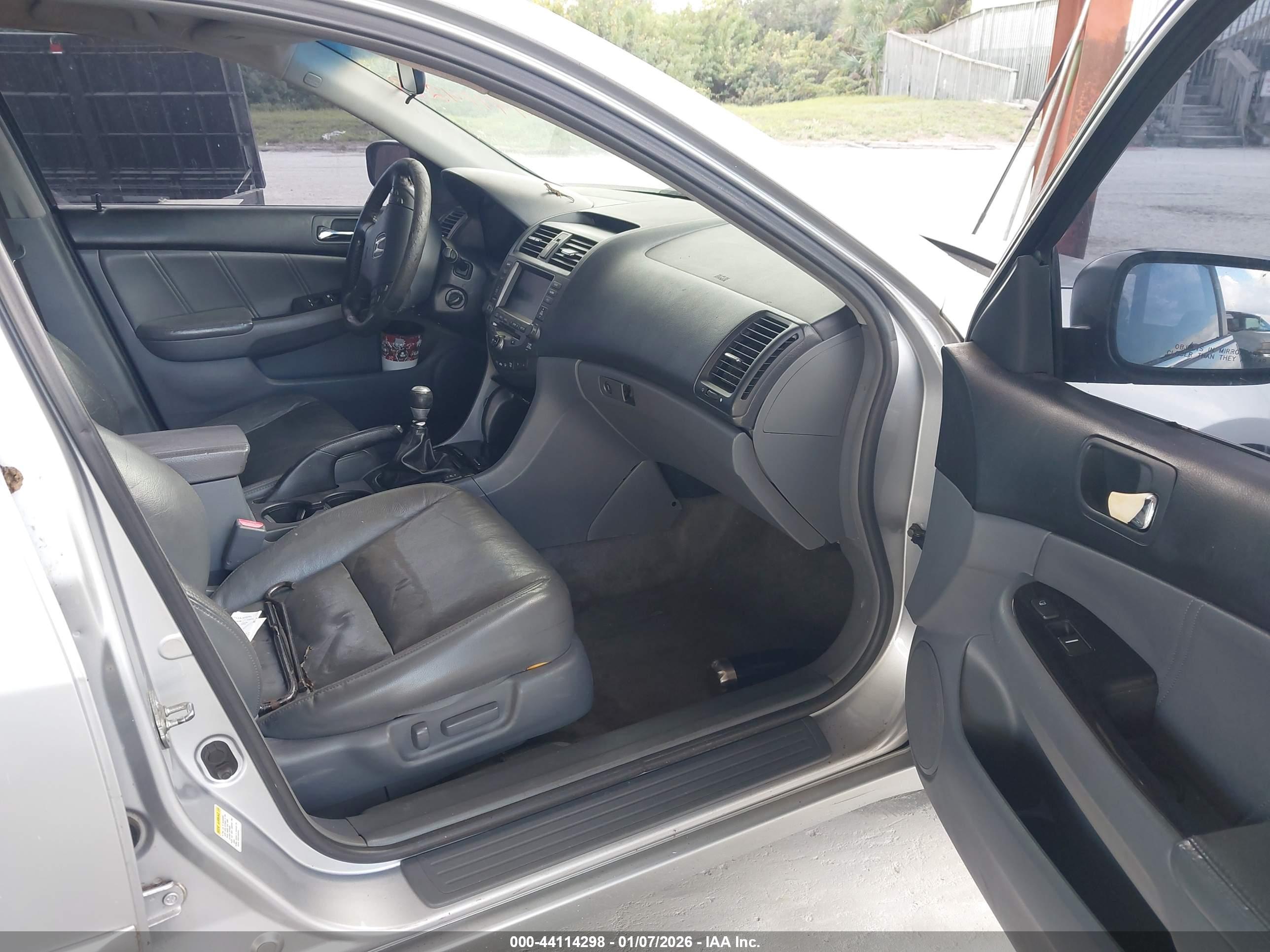 HONDA ACCORD image 5