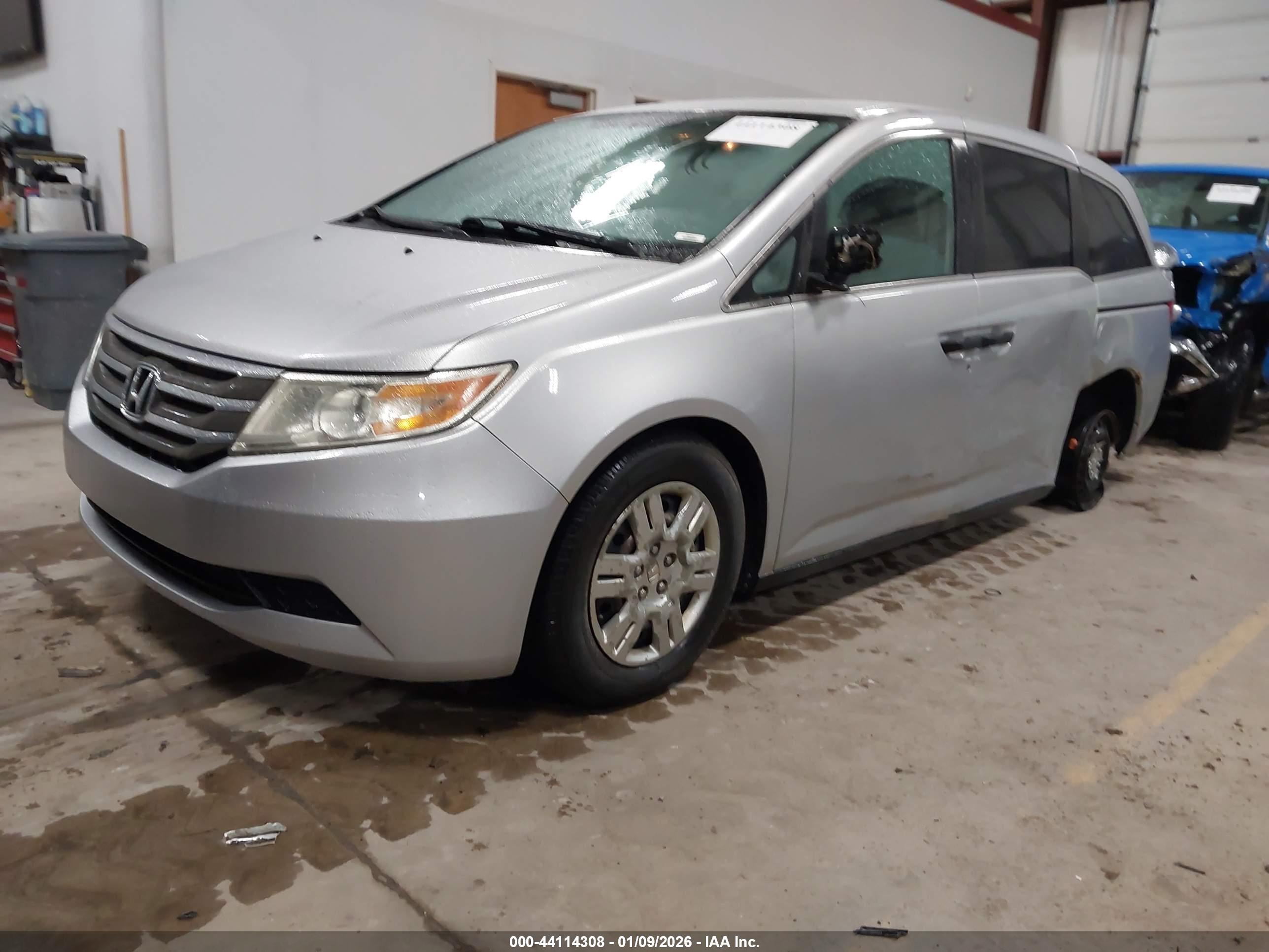 HONDA ODYSSEY image 2