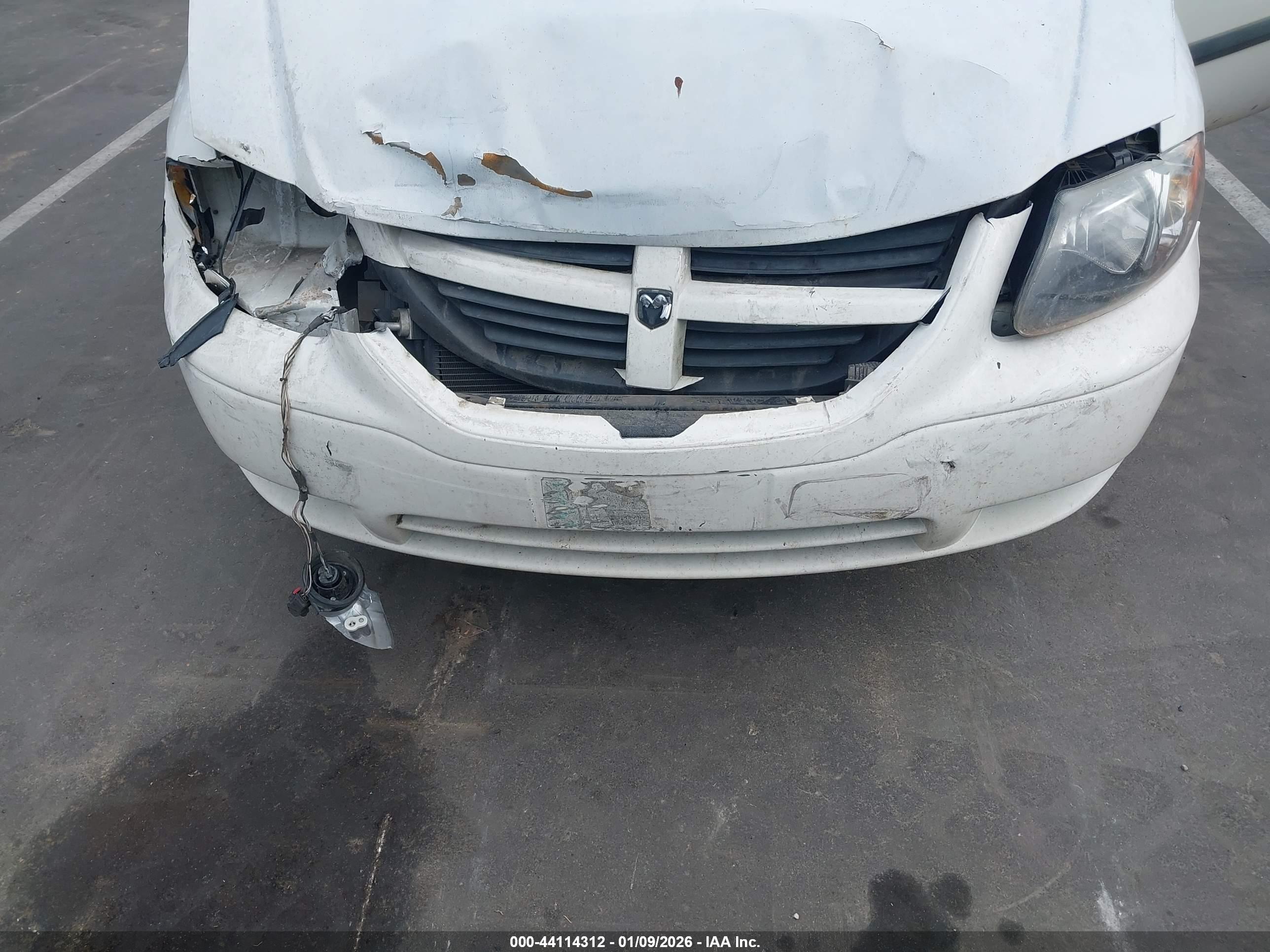 DODGE GRAND image 6