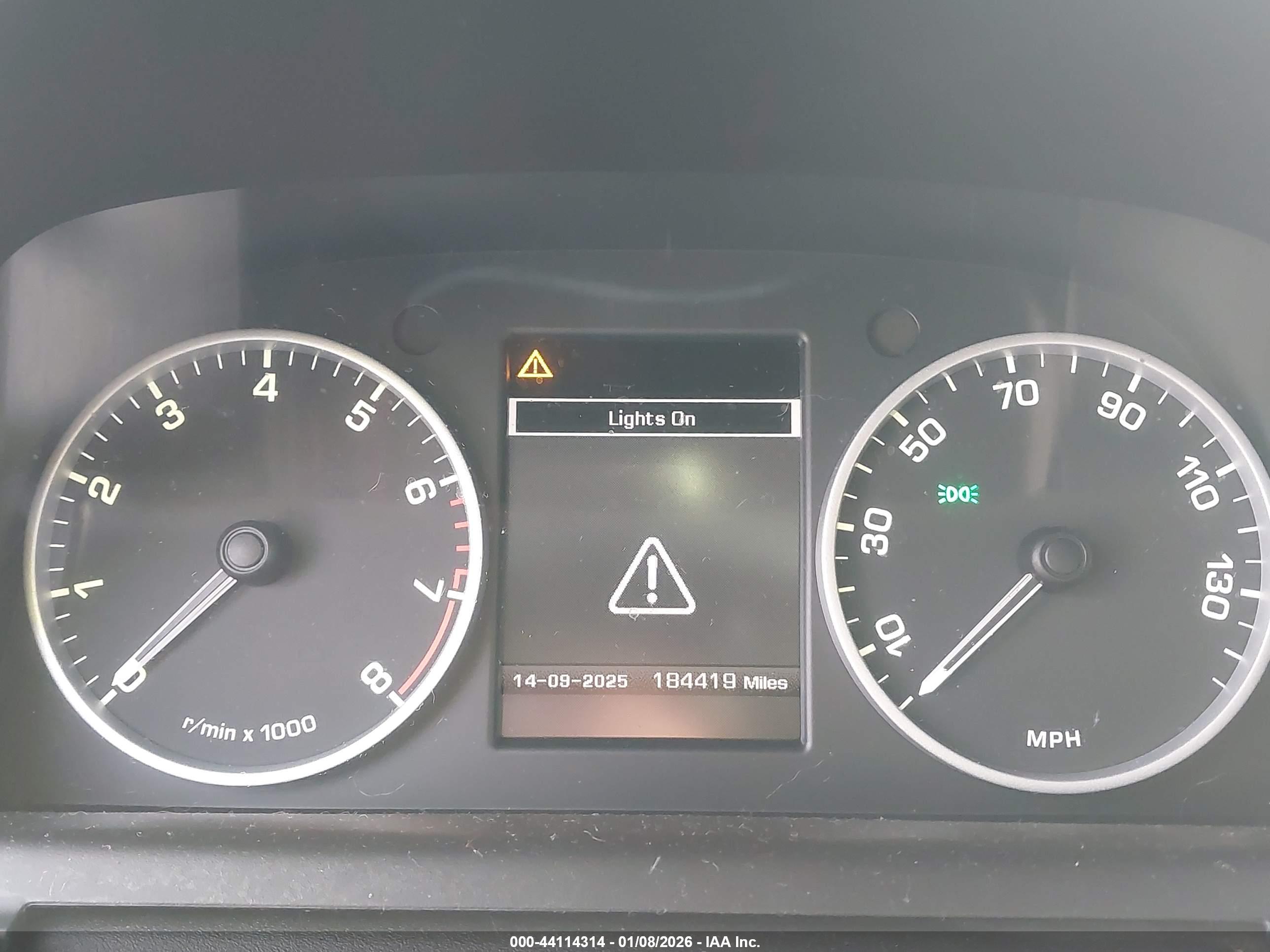 LAND ROVER image 7