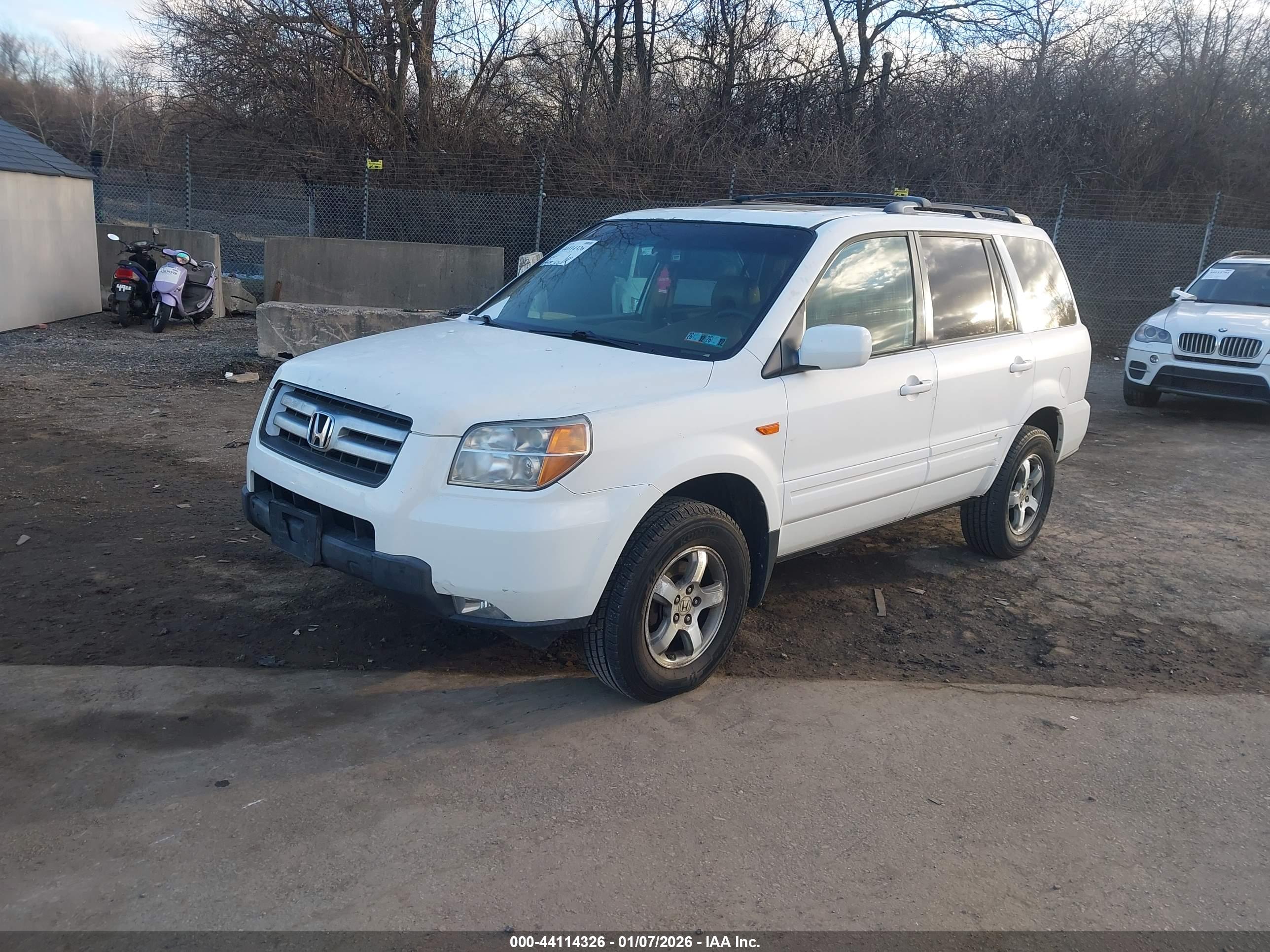 HONDA PILOT image 2