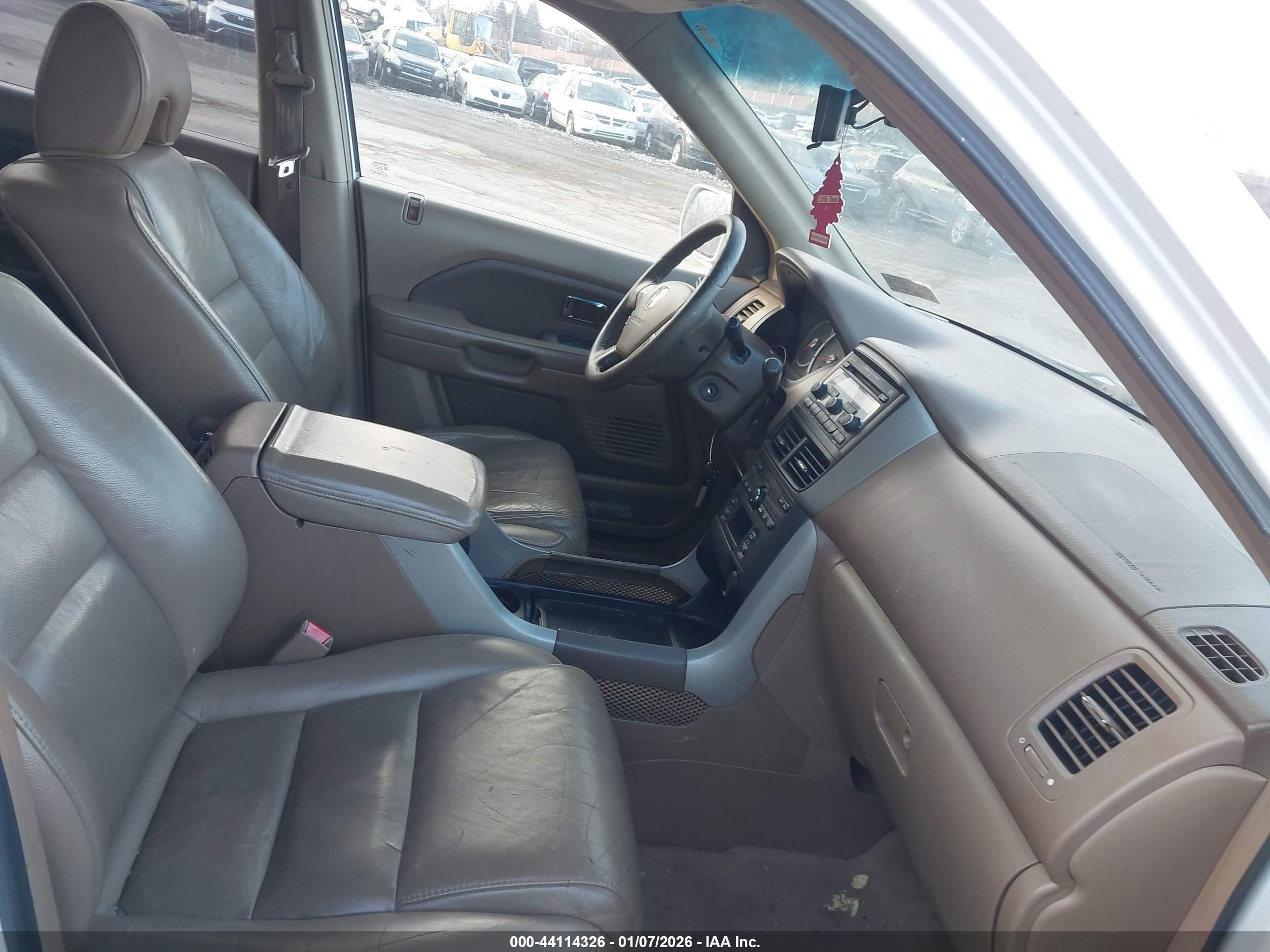 HONDA PILOT image 5