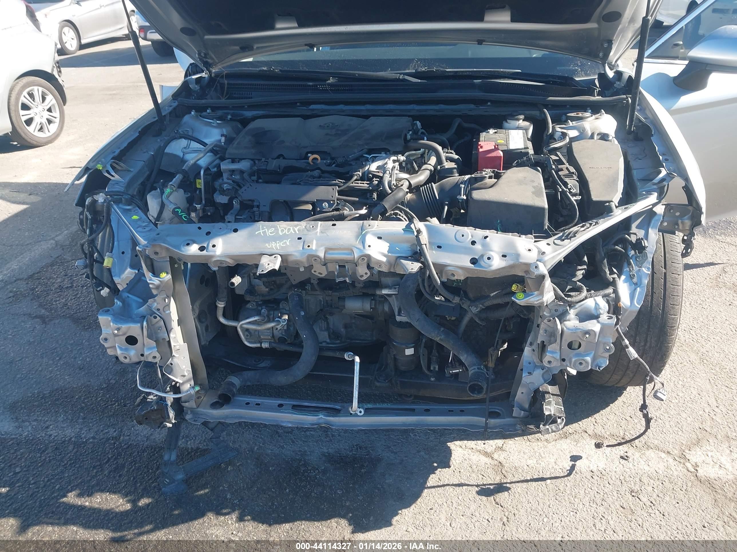TOYOTA CAMRY image 6