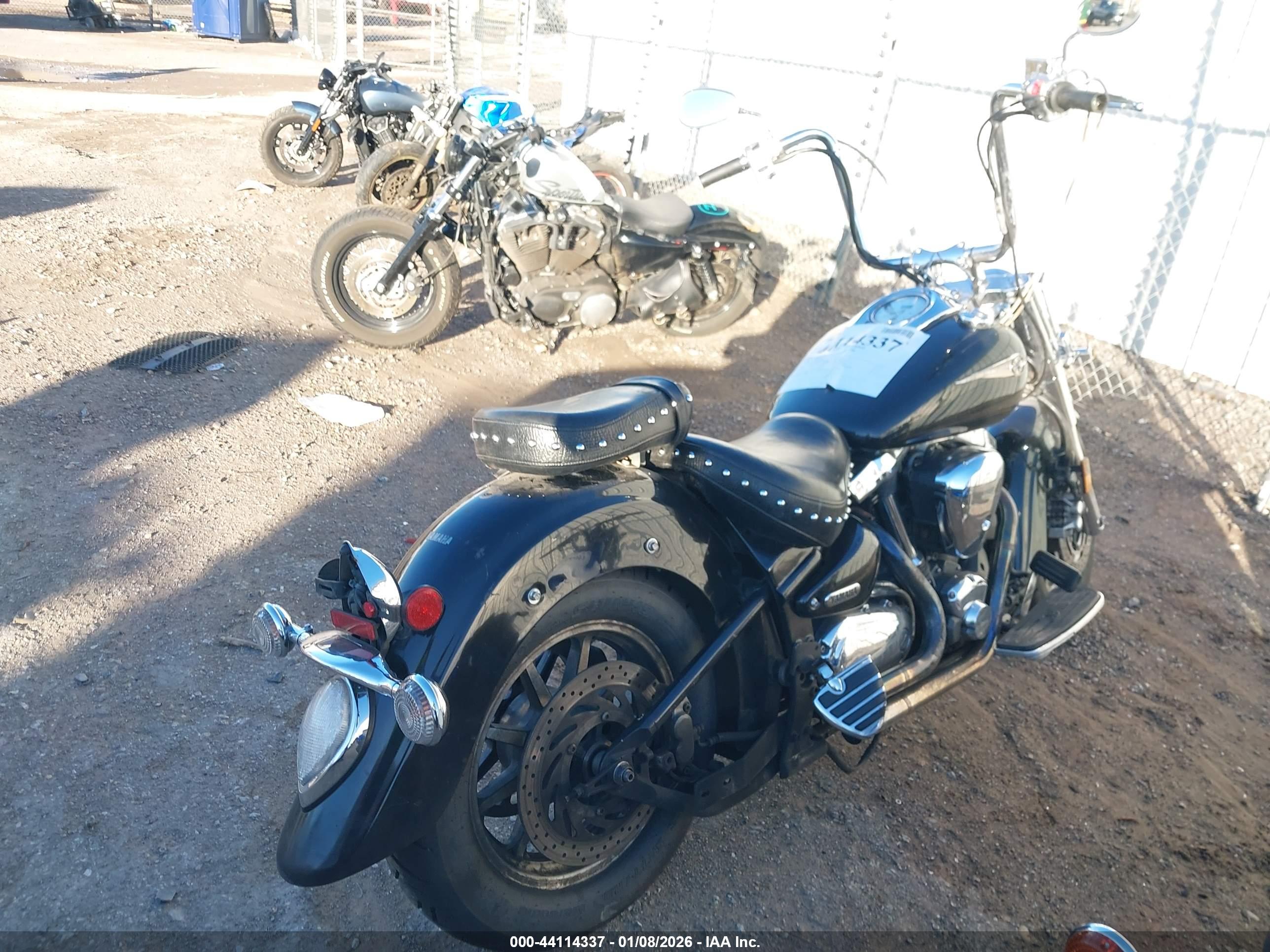 YAMAHA XV1700 image 4