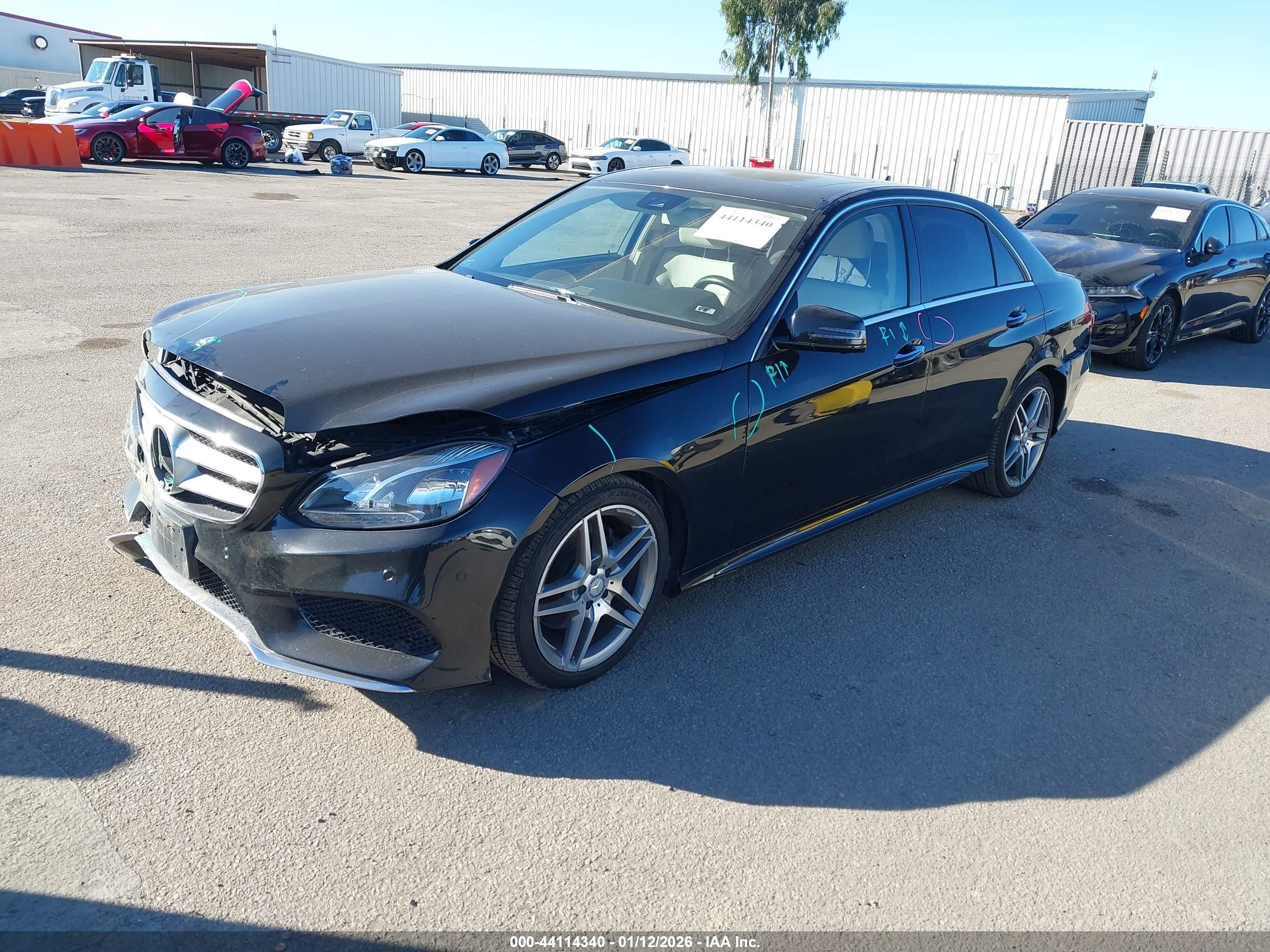 MERCEDES-BENZ E image 2
