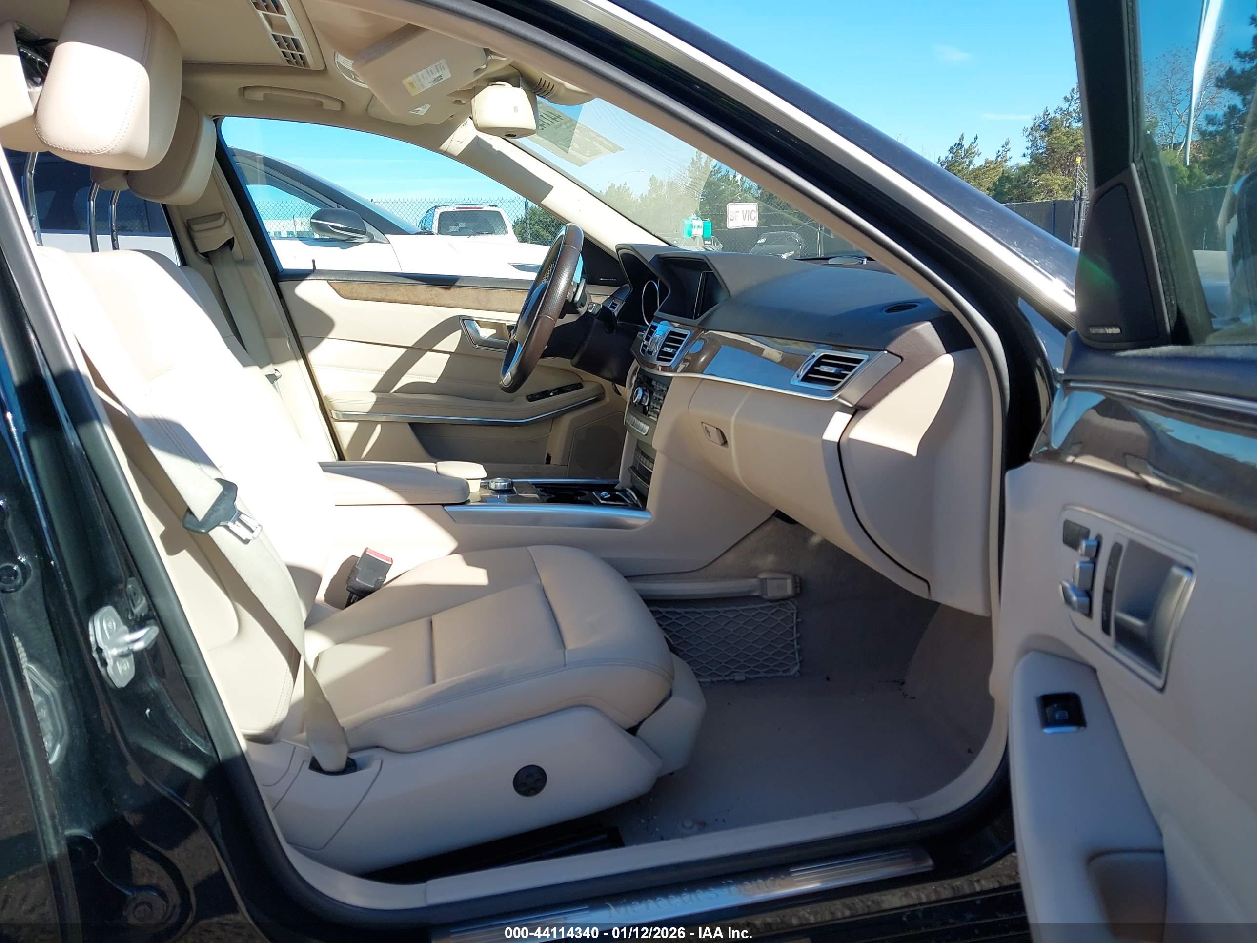 MERCEDES-BENZ E image 5