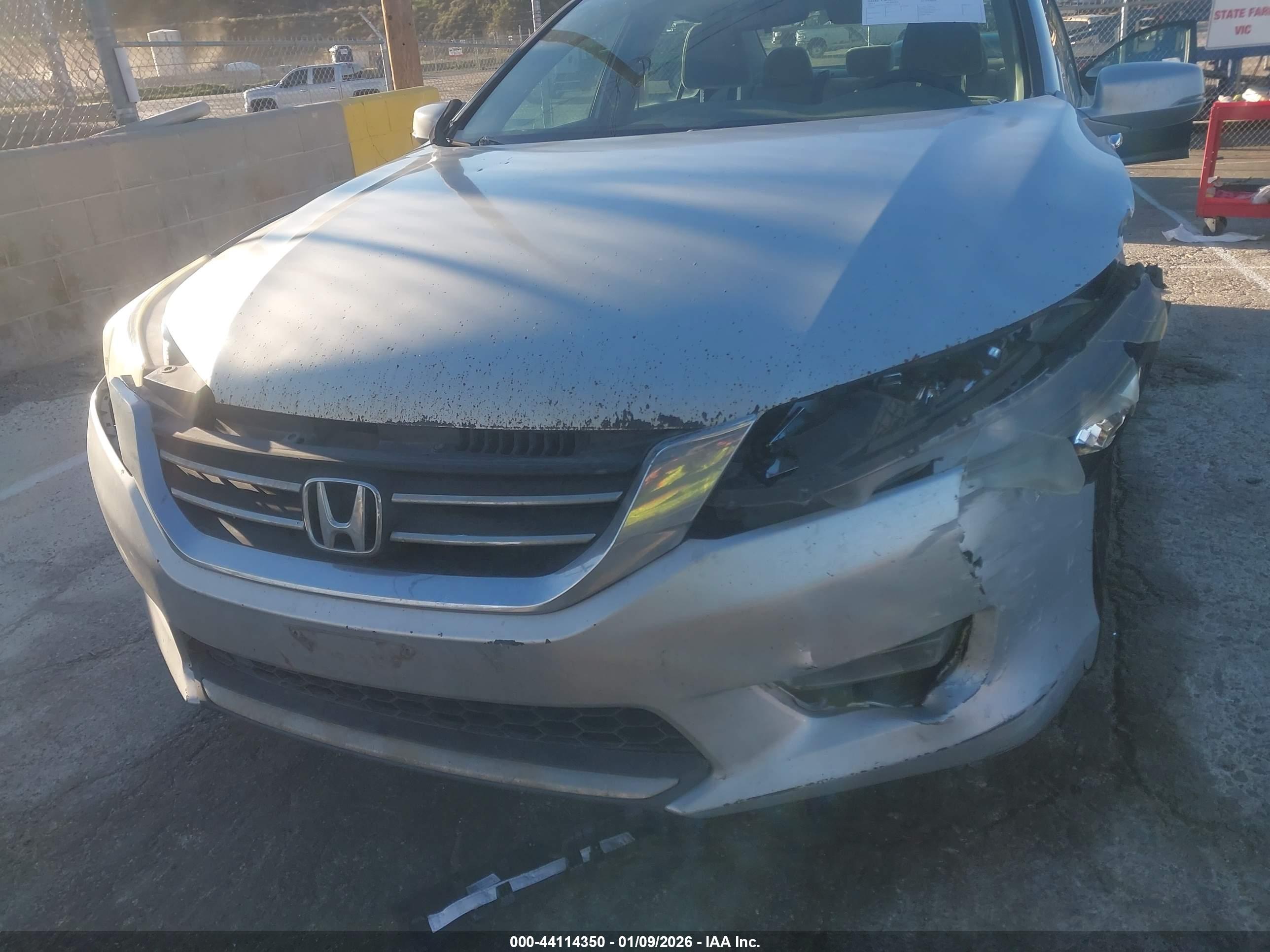 HONDA ACCORD image 6