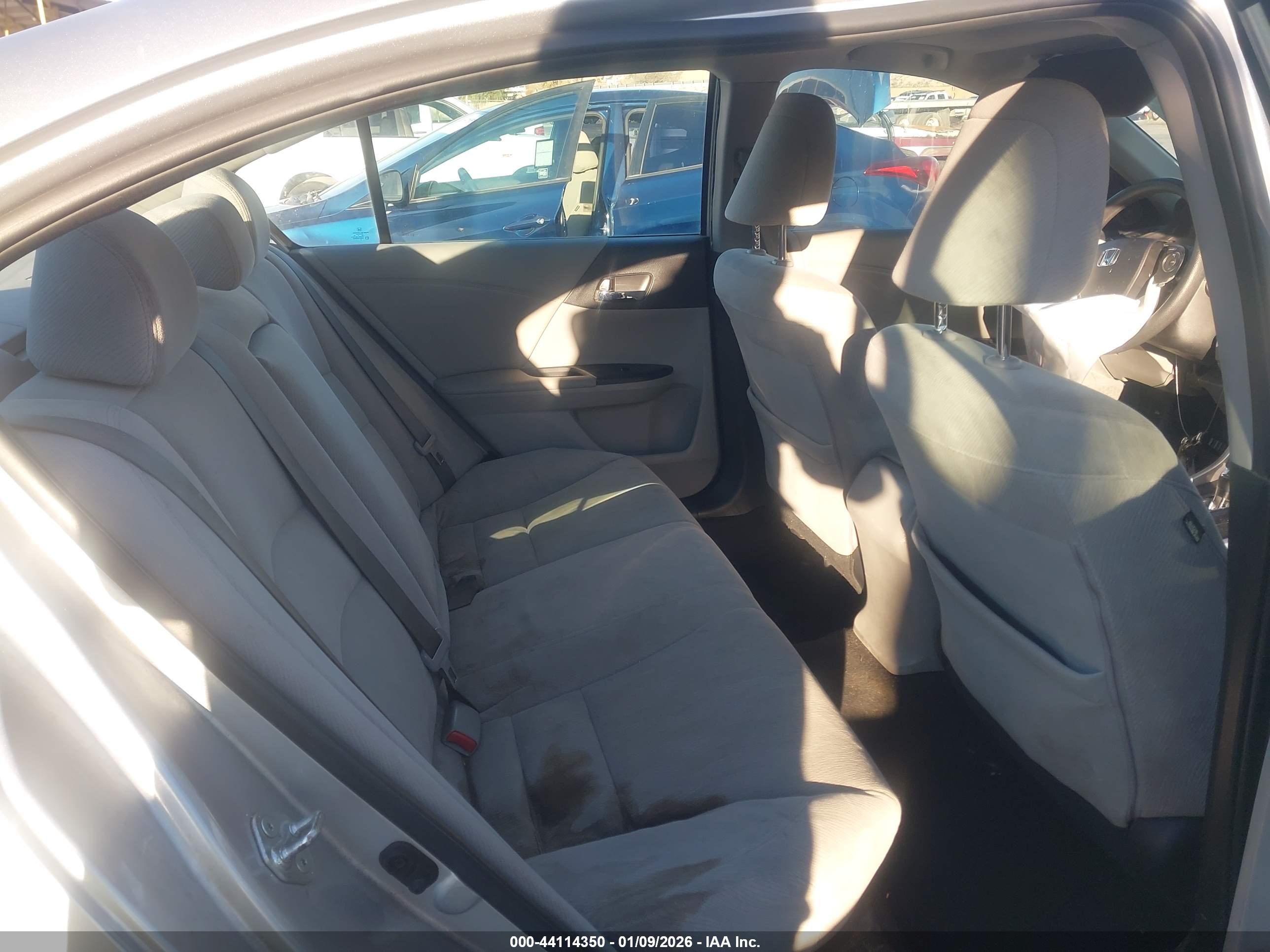 HONDA ACCORD image 8