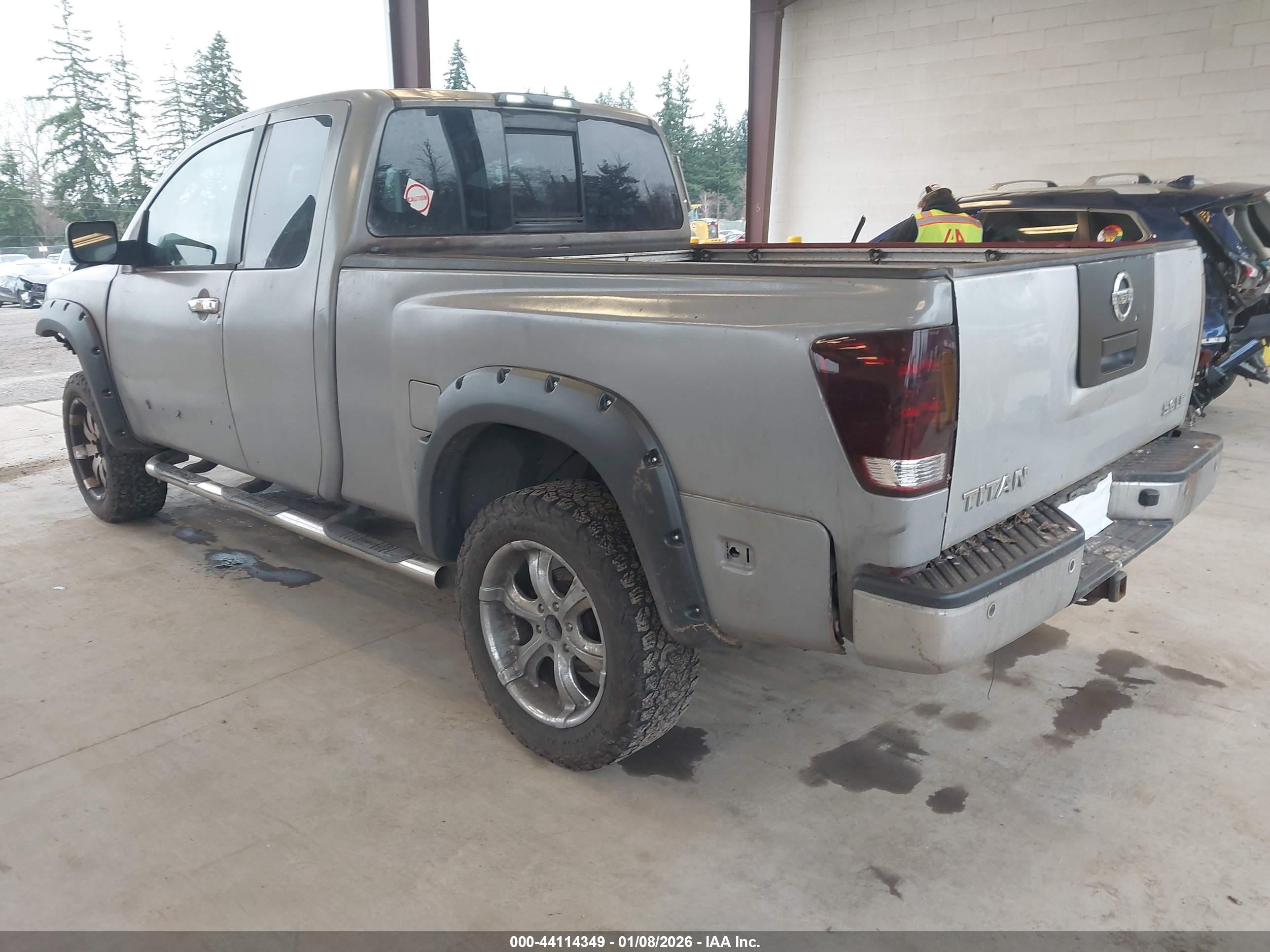 NISSAN TITAN image 3