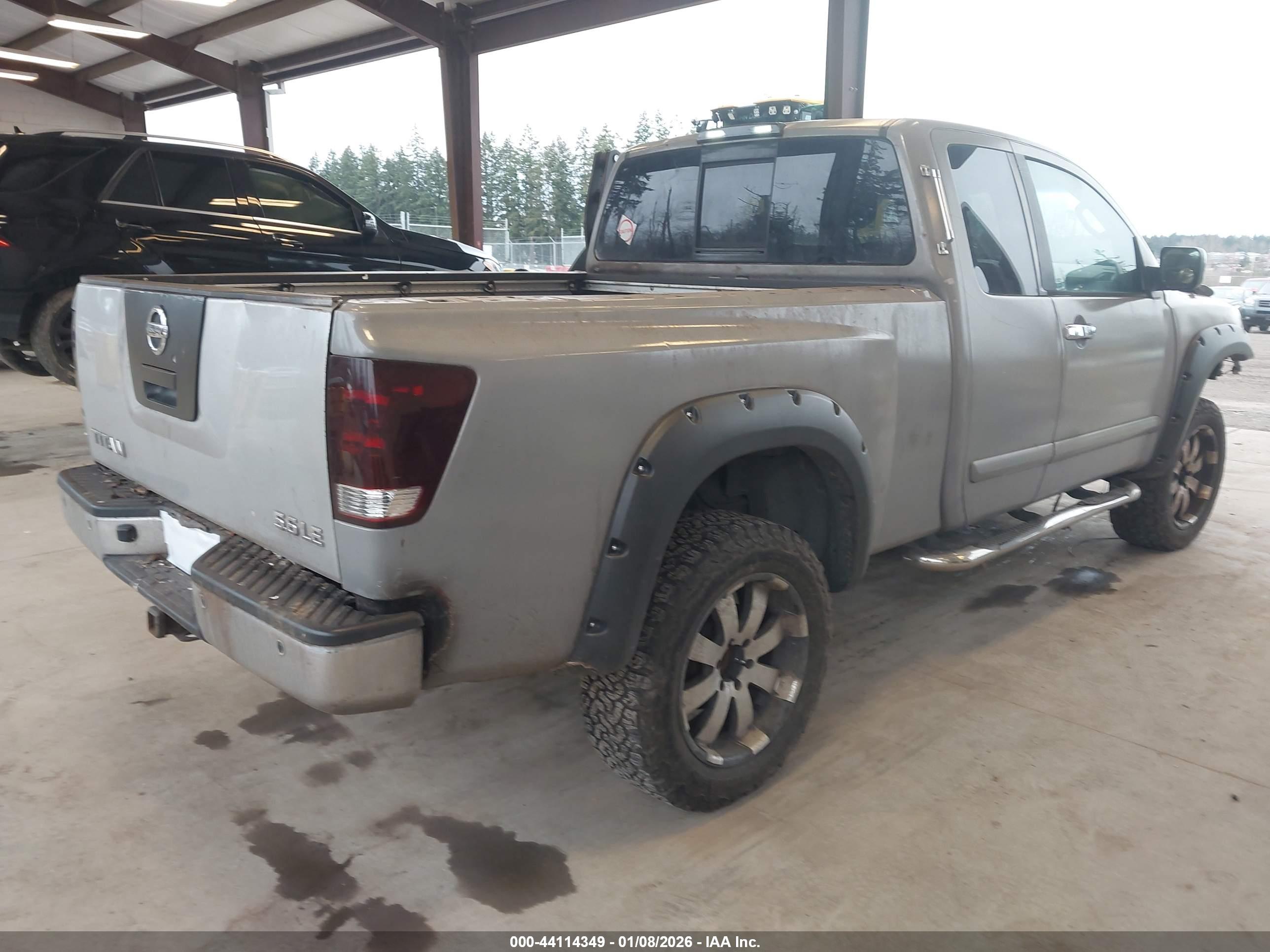 NISSAN TITAN image 4