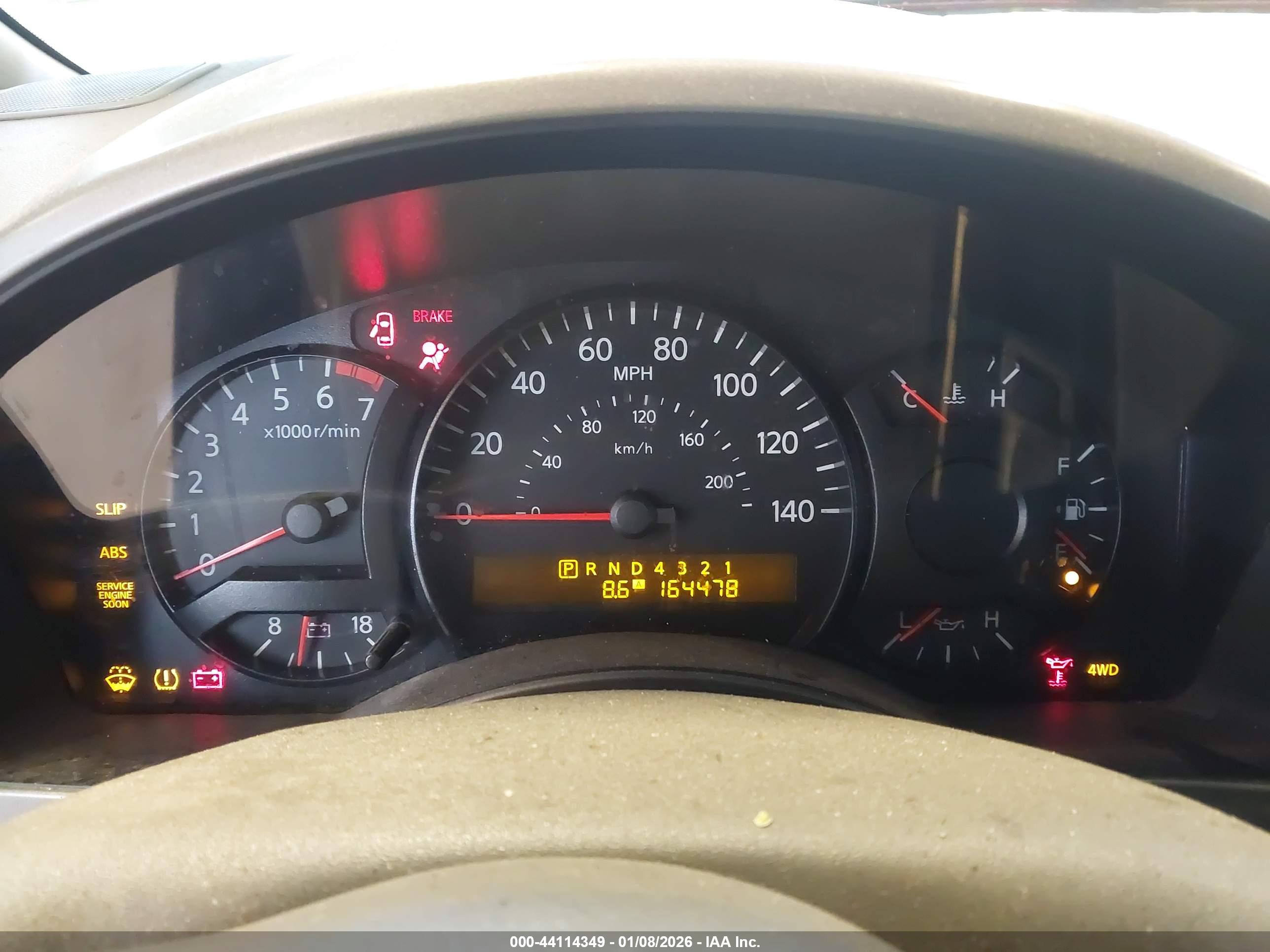 NISSAN TITAN image 7