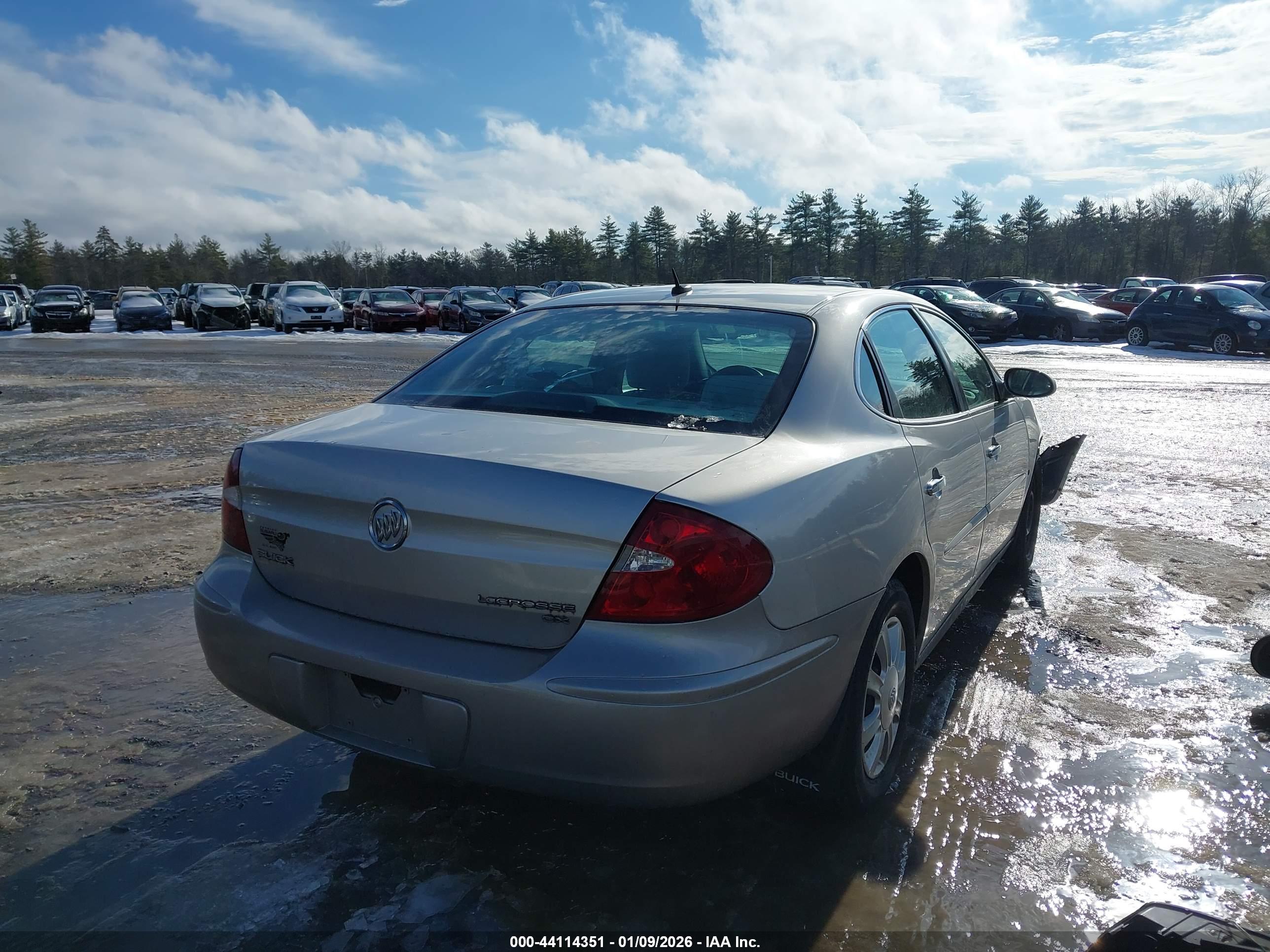 BUICK LACROSSE image 4