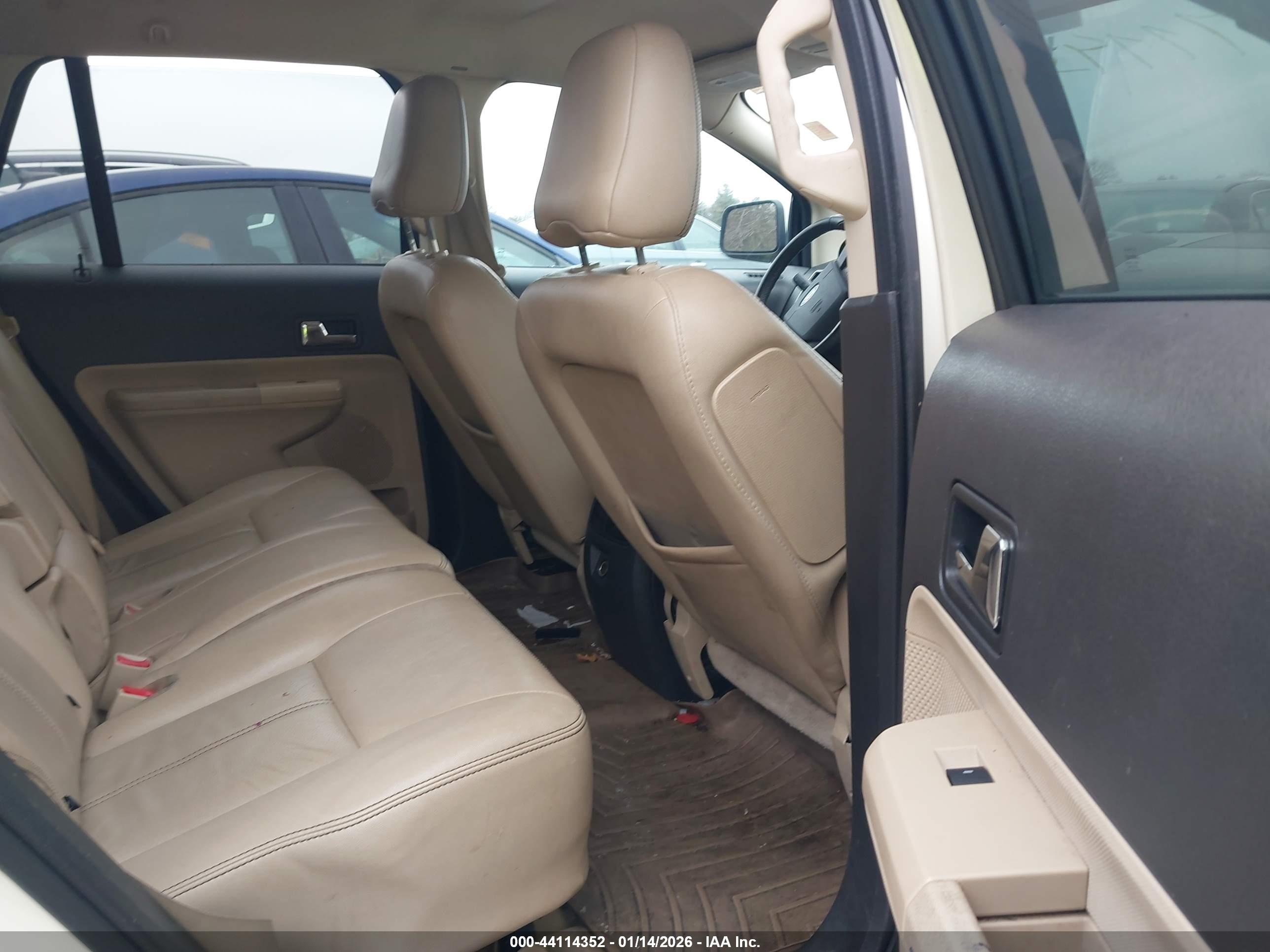 FORD EDGE image 8