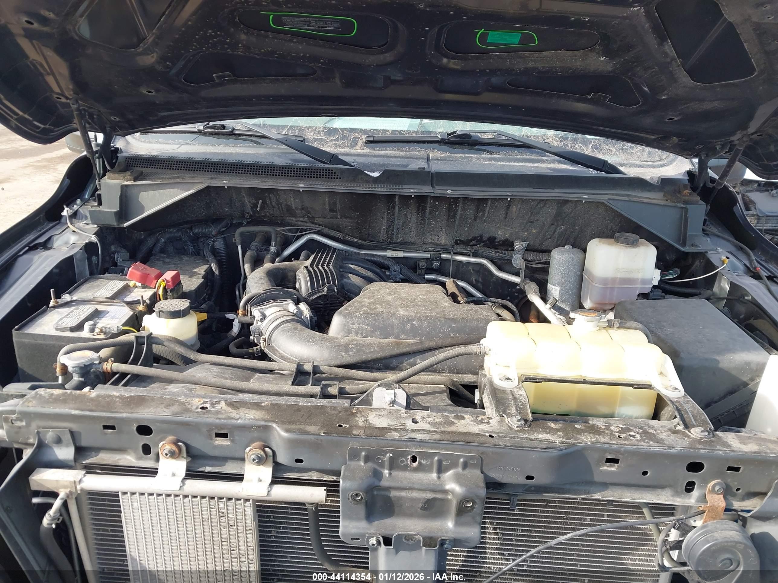 NISSAN NV image 10
