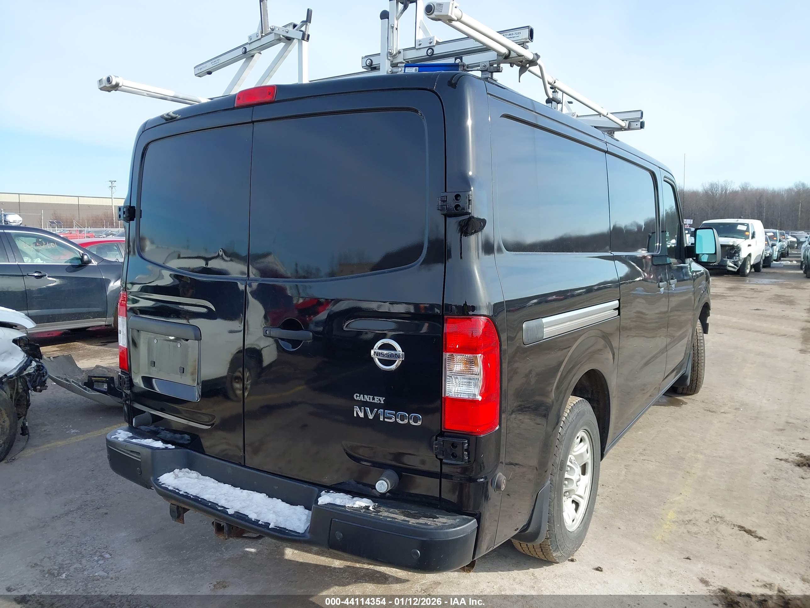 NISSAN NV image 4