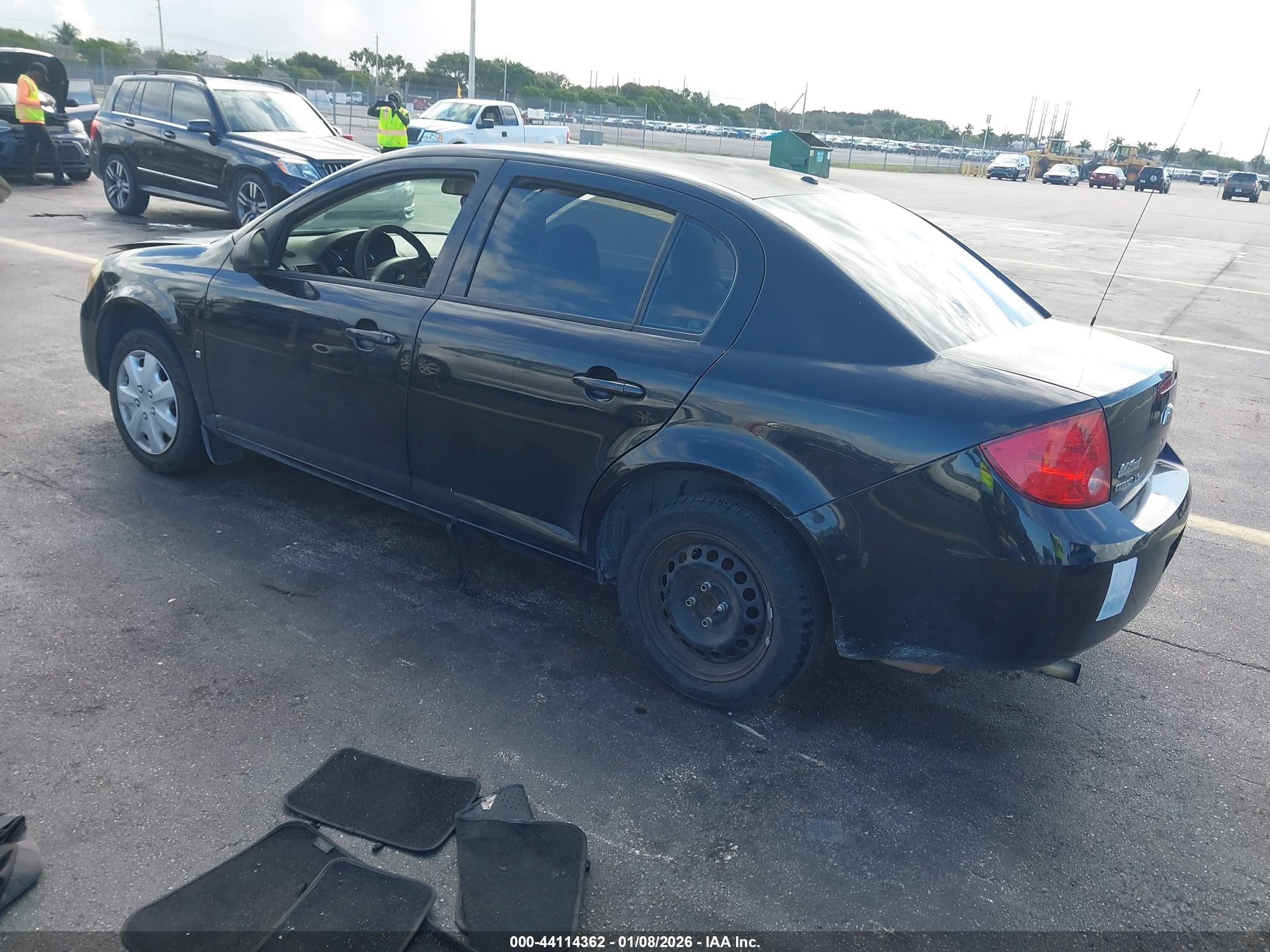 CHEVROLET COBALT image 3