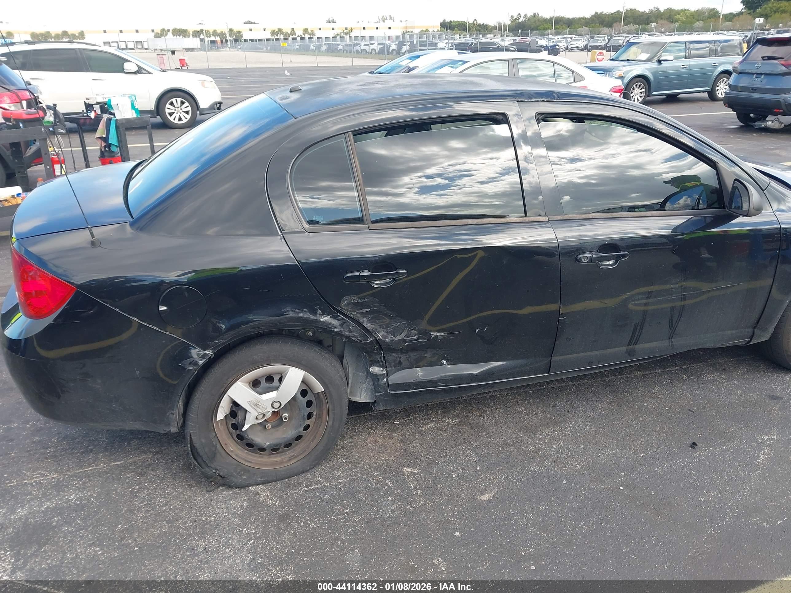 CHEVROLET COBALT image 6