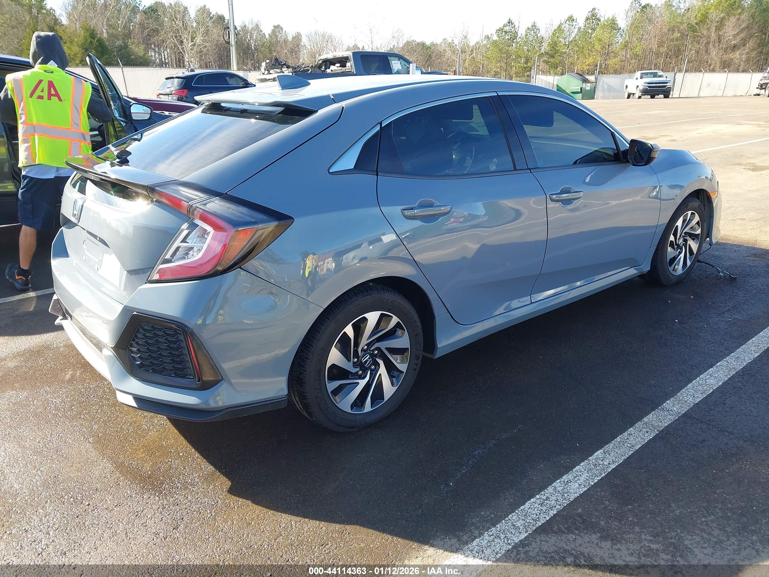 HONDA CIVIC image 4