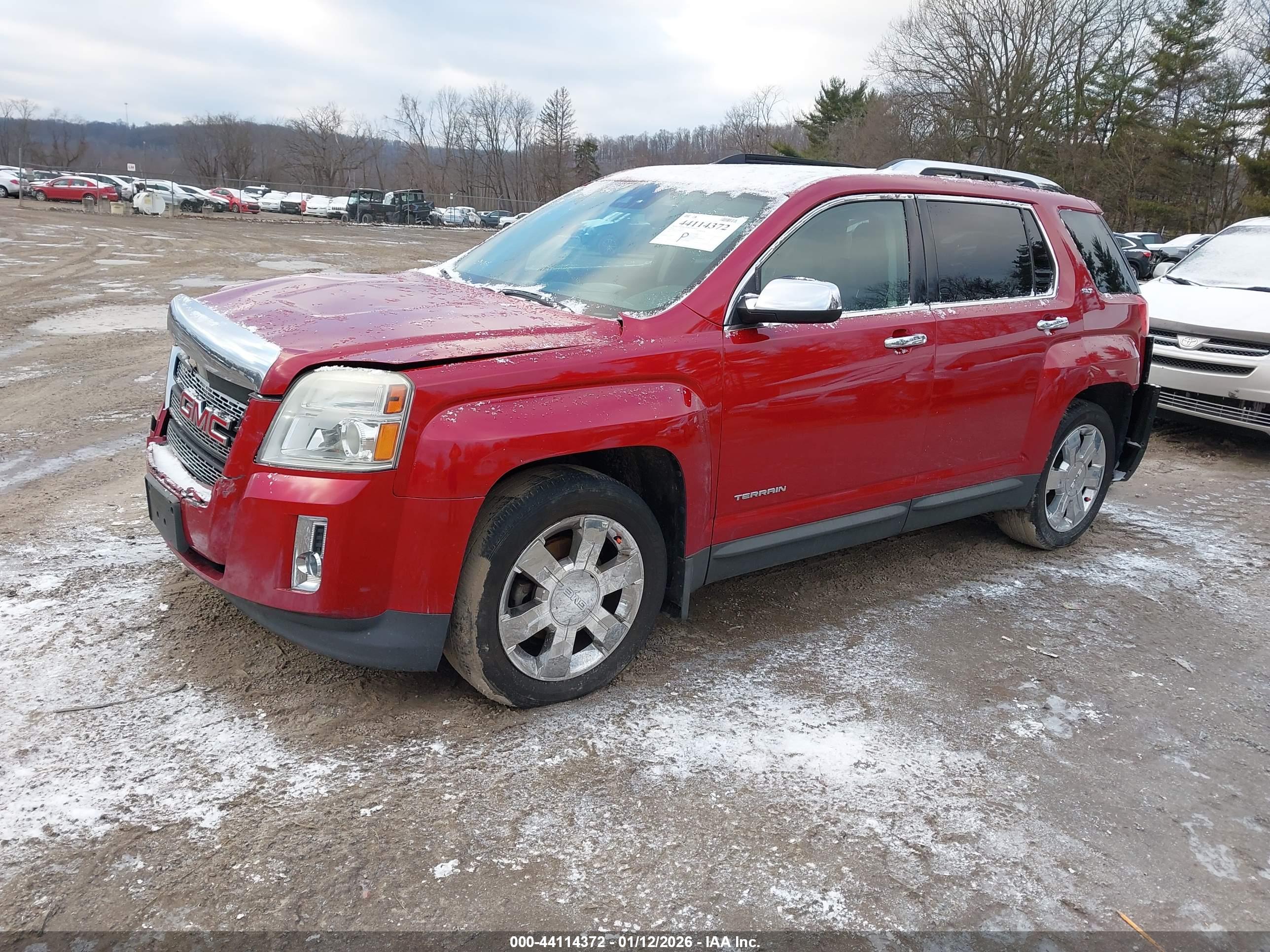 GMC TERRAIN image 2